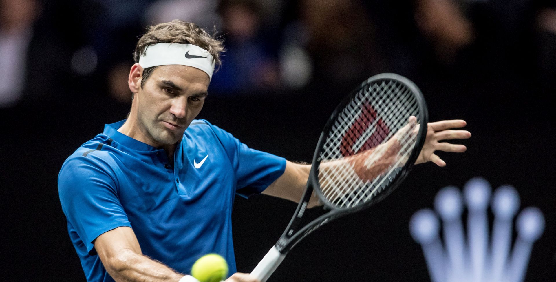 epa06221420 Switzerland's Roger Federer of the Team Europe in action against US Sam Querrey of the Team World during the Laver Cup tennis tournament in Prague, Czech Republic, 23 September 2017. The first Laver Cup is held in Prague, Czech Republic, from 22 to 24 September 2017. It is a three-day tournament pitting a team of the six best tennis players from Europe against six opponents from the rest of the World. The tournament has been named in honor of Australian tennis legend Rod Laver.  EPA/MARTIN DIVISEK