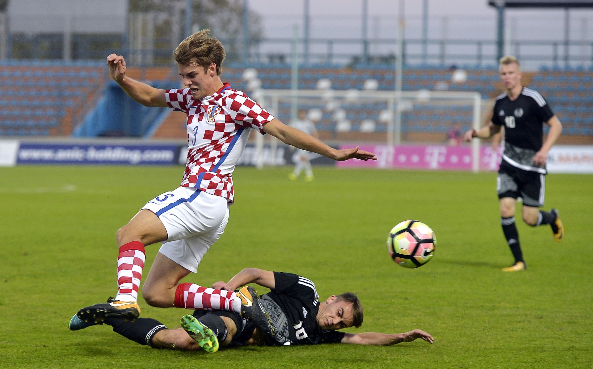 Varaždin, 05.10.2017 - Kvalifikacijska utakmica za Euro 2019 U-21 reprezentacija Hrvatske i Bjelorusije.  Na slici Borna Šoša.
foto HINA/ Marko JURINEC /ik