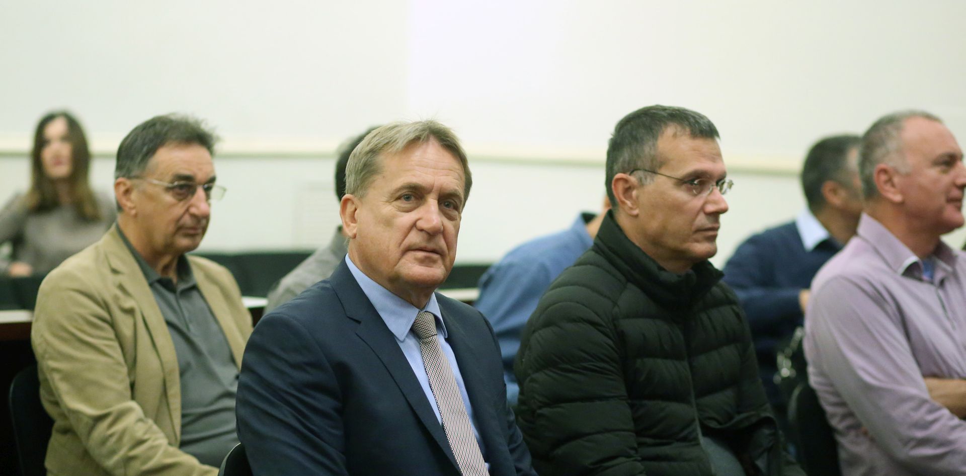 Zagreb, 02.11.2017 - Na suðenju bivem HDZ-ovu ministru mora, prometa i infrastrukture Boidaru Kalmeti treba svjedoèiti bivi èlan Uprave HAC-a Josip Sapunar. Na fotografiji Boidar Kalmeta.
foto HINA/ Denis CERIÆ /dc