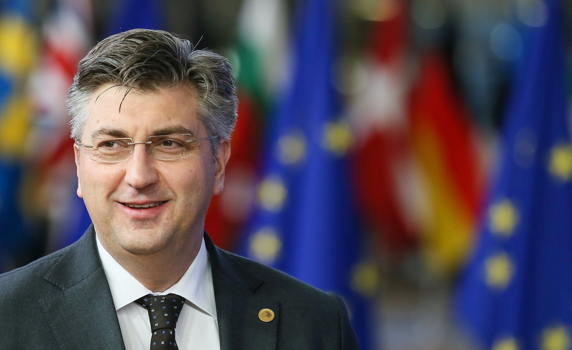 epa06389727 Croatian Prime minister Andrej Plenkovic, arrives at the European Council meeting in Brussels, Belgium, 14 December 2017. EU leaders gather to discuss the most compelling matters in terms of migration, defense foreign affairs, education, culture, social issues and 'Brexit' negotiations.  EPA/STEPHANIE LECOCQ