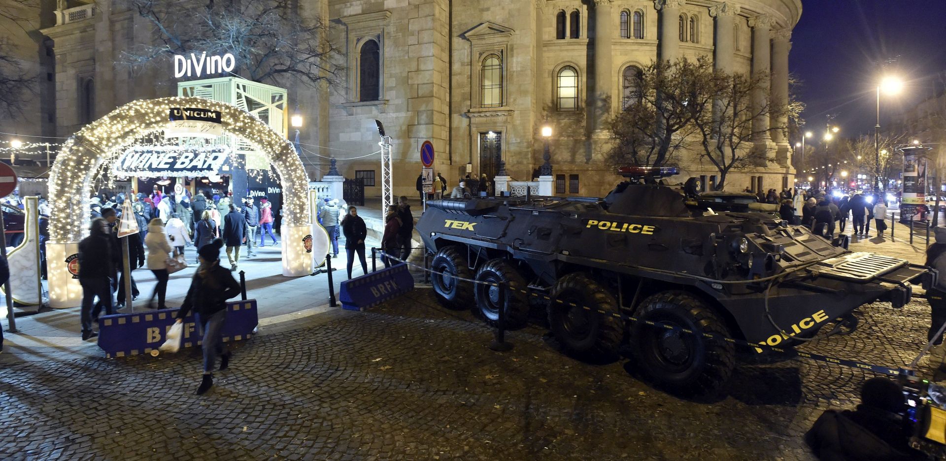 epa06395851 An armoured vehicle of the Counter Terrorism Centre (TEK) is on patrol in front of the entrance of the Christmas market titled 'Advent Feast at the Basilica' next to the St. Stephen Basilica downtown of Budapest, Hungary, 17 December 2017, on the third Sunday of Advent. The 'Advent Feast at the Basilica' Christmas market won the fourth place in the audience polling organized by the independent European Best Destinations travel portal, which select the best Christmas markets in Europe.  EPA/Zoltan Mathe HUNGARY OUT