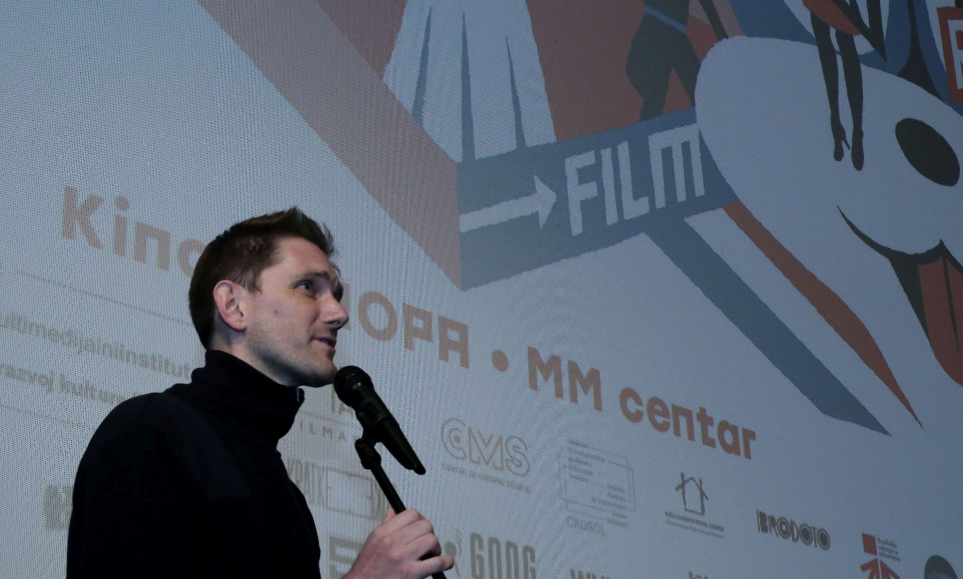 Zagreb, 4.12.2017 - Projekcijom čileanskog filma "Jedna čudesna žena" Sebastiana Lelia otvoren je 15. Human Rights Film Festival koji će publici ponuditi četrdesetak igranih i dokumentarnih filmova recentne svjetske nezavisne produkcije. 
foto HINA/ Tomislav PAVLEK /tp