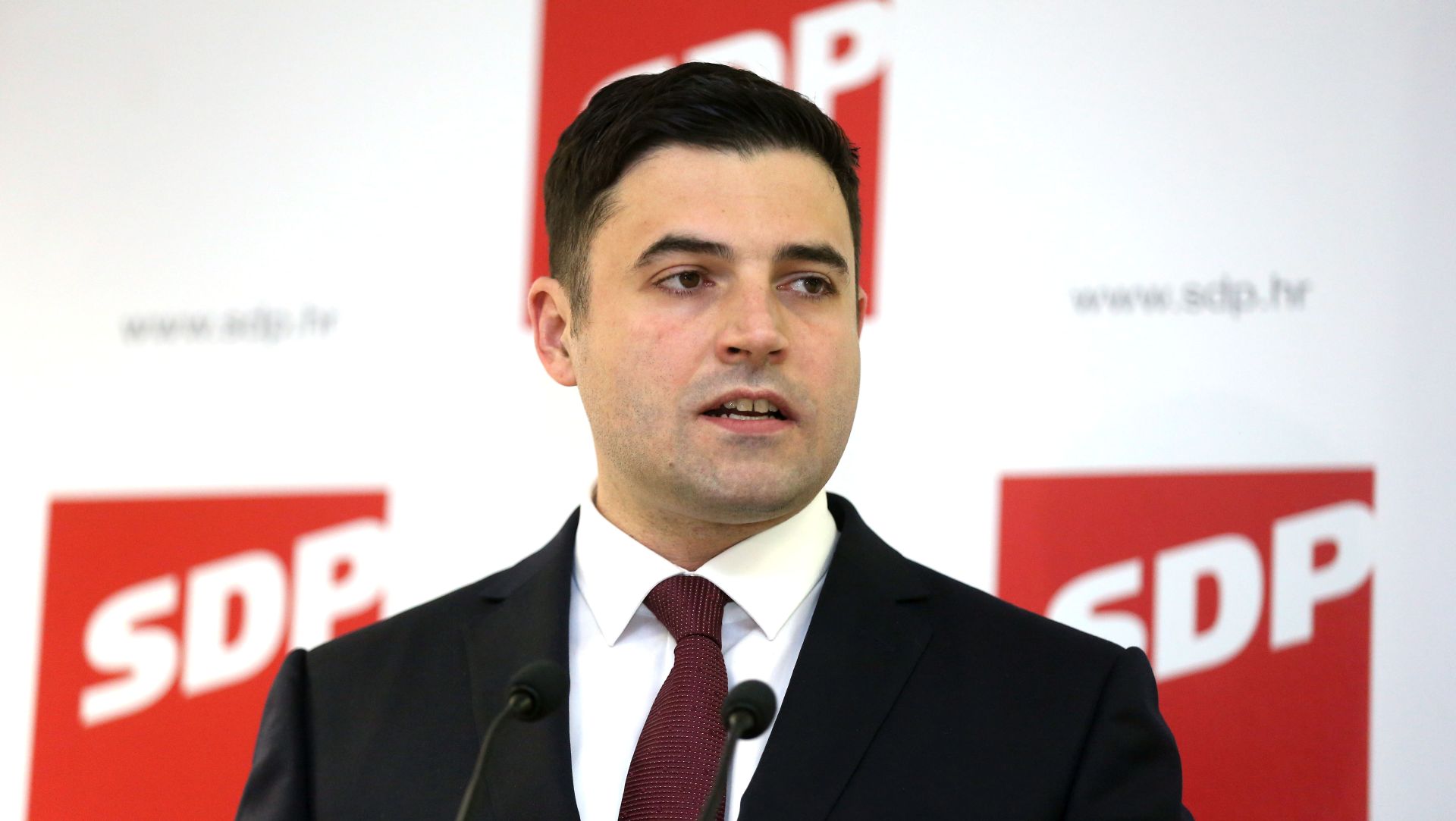 05.01.2018 - Predsjednik SDP-a Davor Bernardiæ odrao je konferenciju za medije nakon sjednice Predsjednitva SDP-a. 
foto HINA/ Denis CERIÆ /dc
