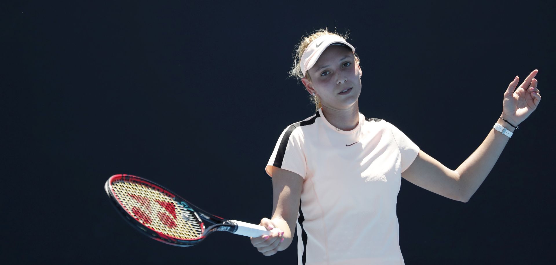 epa06441931 Donna Vekic of Croatia reacts during her first round match against Nao Hibino of Japan at the Australian Open Grand Slam tennis tournament in Melbourne, Australia, 16 January 2018.  EPA/MAST IRHAM
