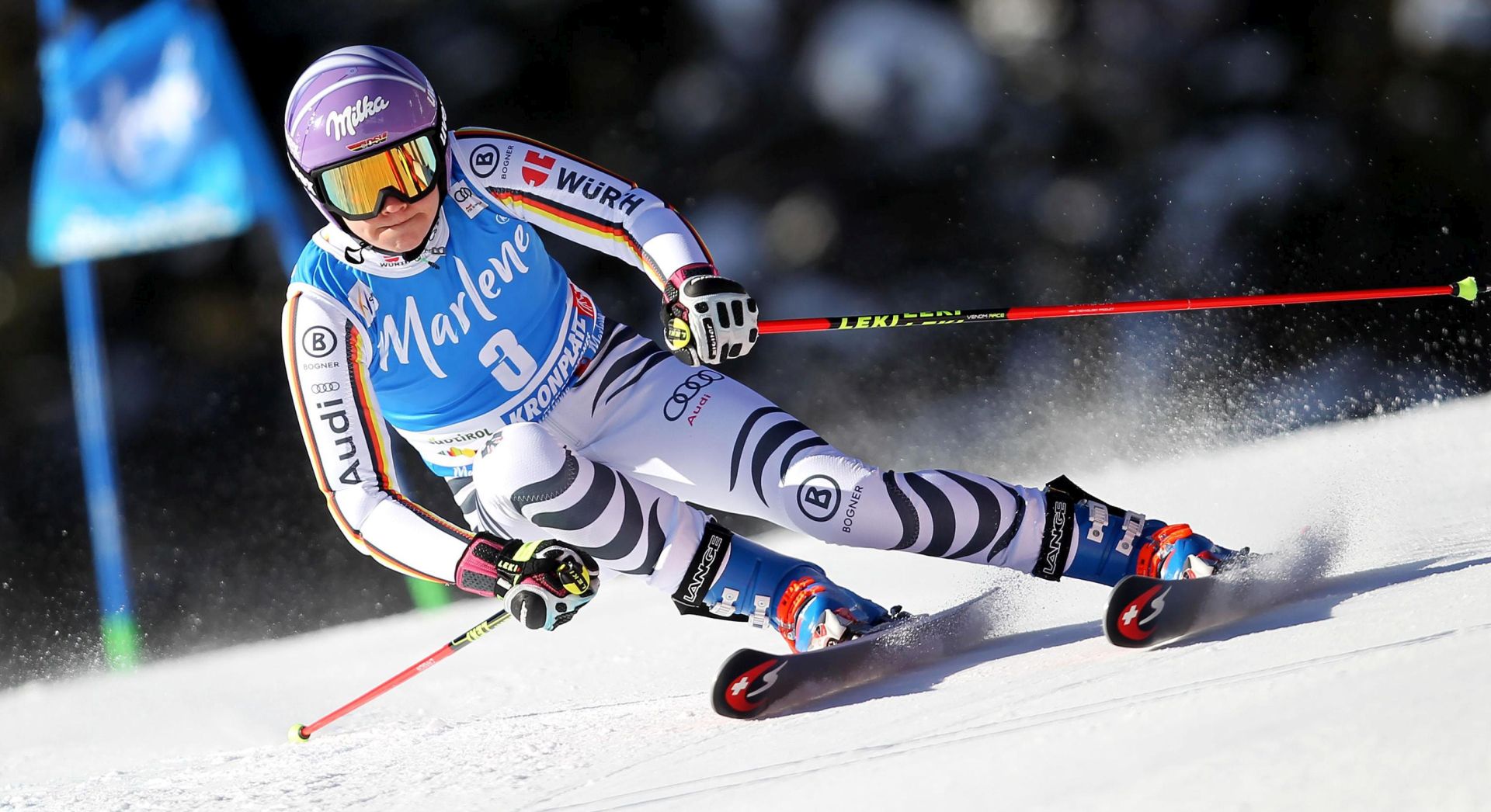 epa06467037 Viktoria Rebensburg of Germany in action during the first run of the women's Giant Slalom race at the FIS Alpine Skiing World Cup event in Kronplatz, Italy, 23 January 2018.  EPA/ANDREA SOLERO