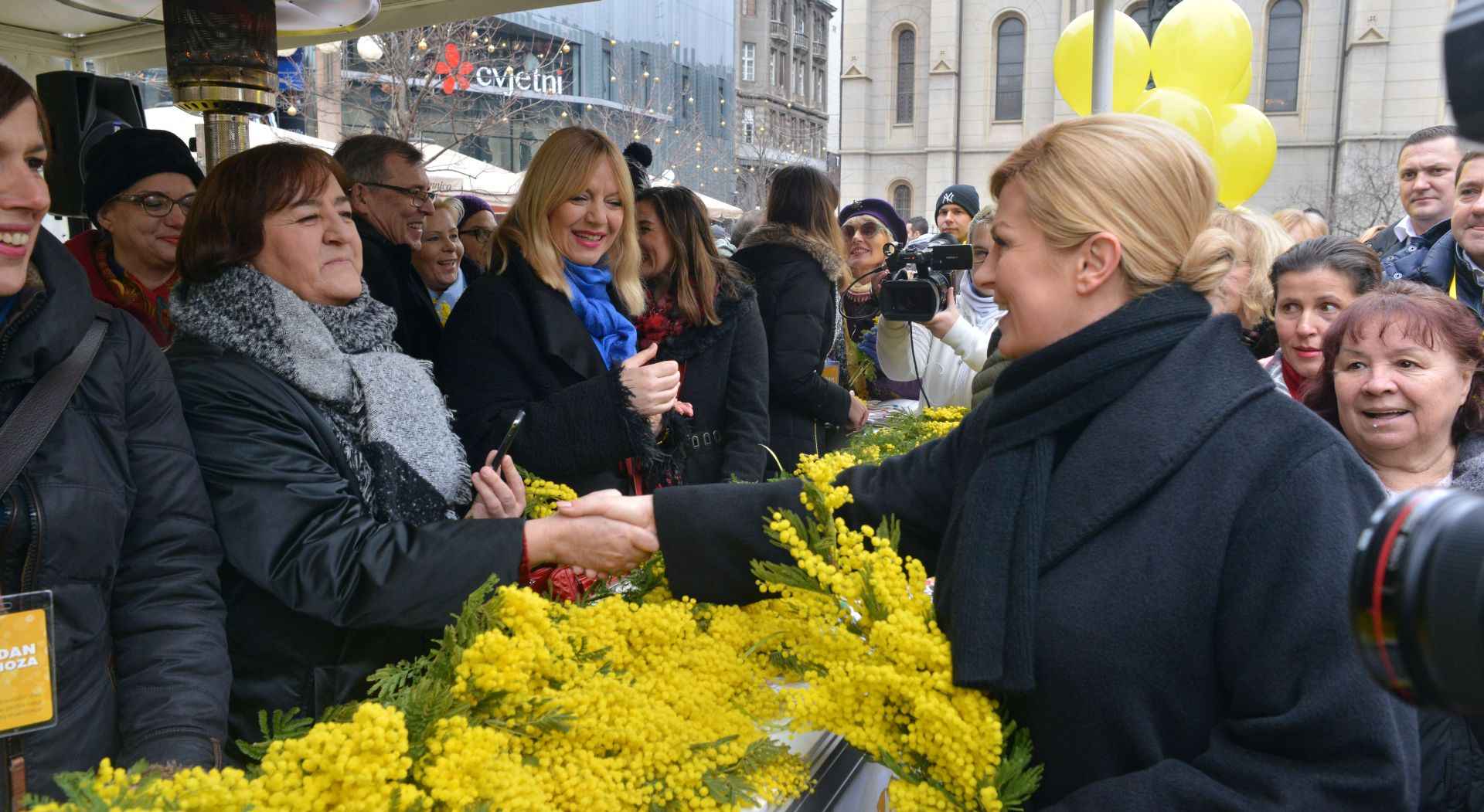 Zagreb, 20.01.2018 - Obiljeen je u subotu 11. Dan mimoza i Nacionalni dan borbe protiv raka vrata maternice u organizaciji Hrvatske lige protiv raka i Grada Zagreba, te Hrvatskog zavoda za javno zdravstvo, udruge 'Zdravka' i Zajednice pacijenata oboljelih od raka 'Sveti Juraj'. Na slici Kolinda Grabar-Kitaroviæ.
foto HINA/ Admir BULJUBAIÆ/ ik