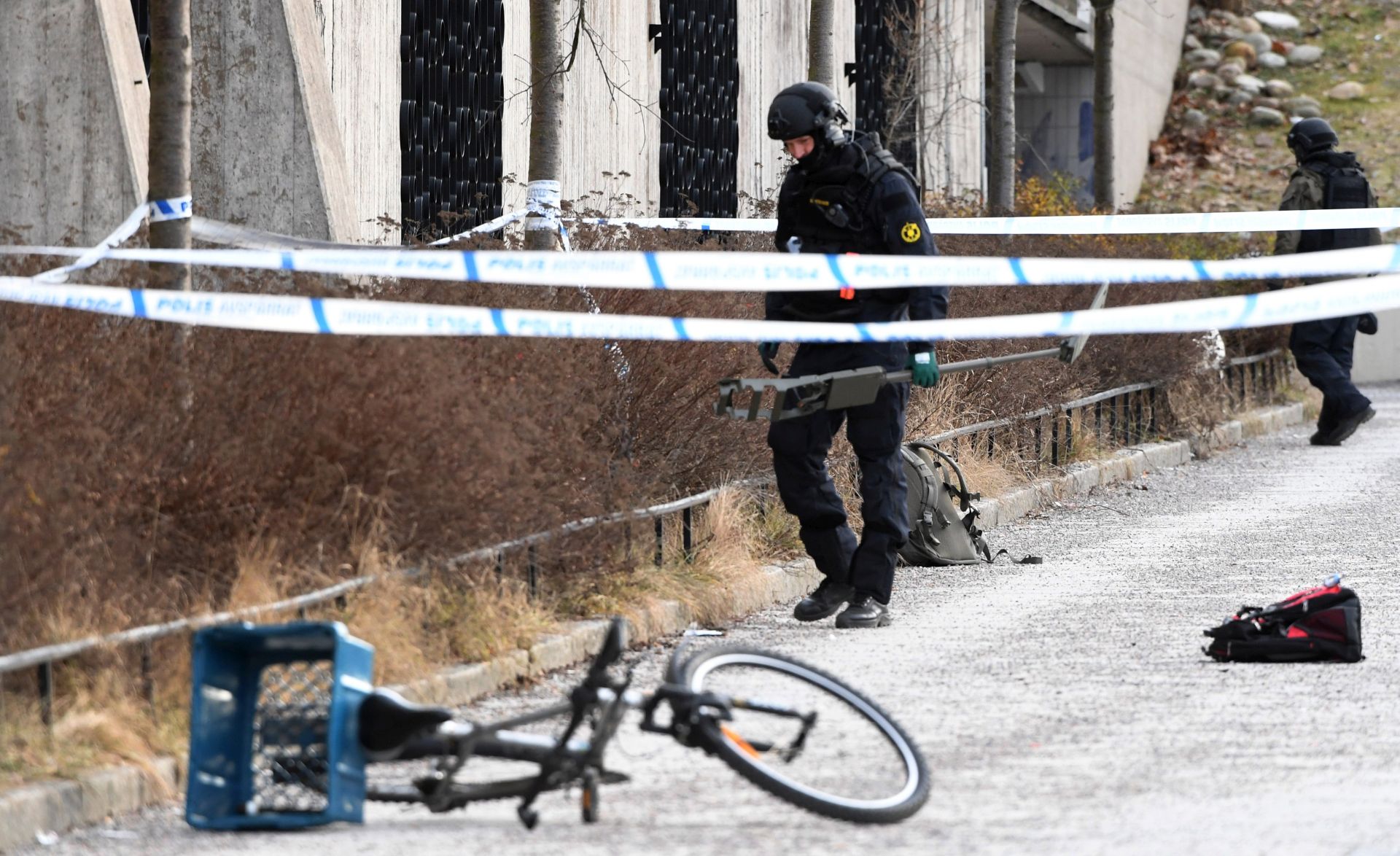 epa06422525 The police has cordoned off the area outside Varby Gard metro station south of Stockholm where two people were injured by some kind of explosive in Stockholm, Sweden, 07 January 2018.  EPA/Henrik Montgomery  SWEDEN OUT