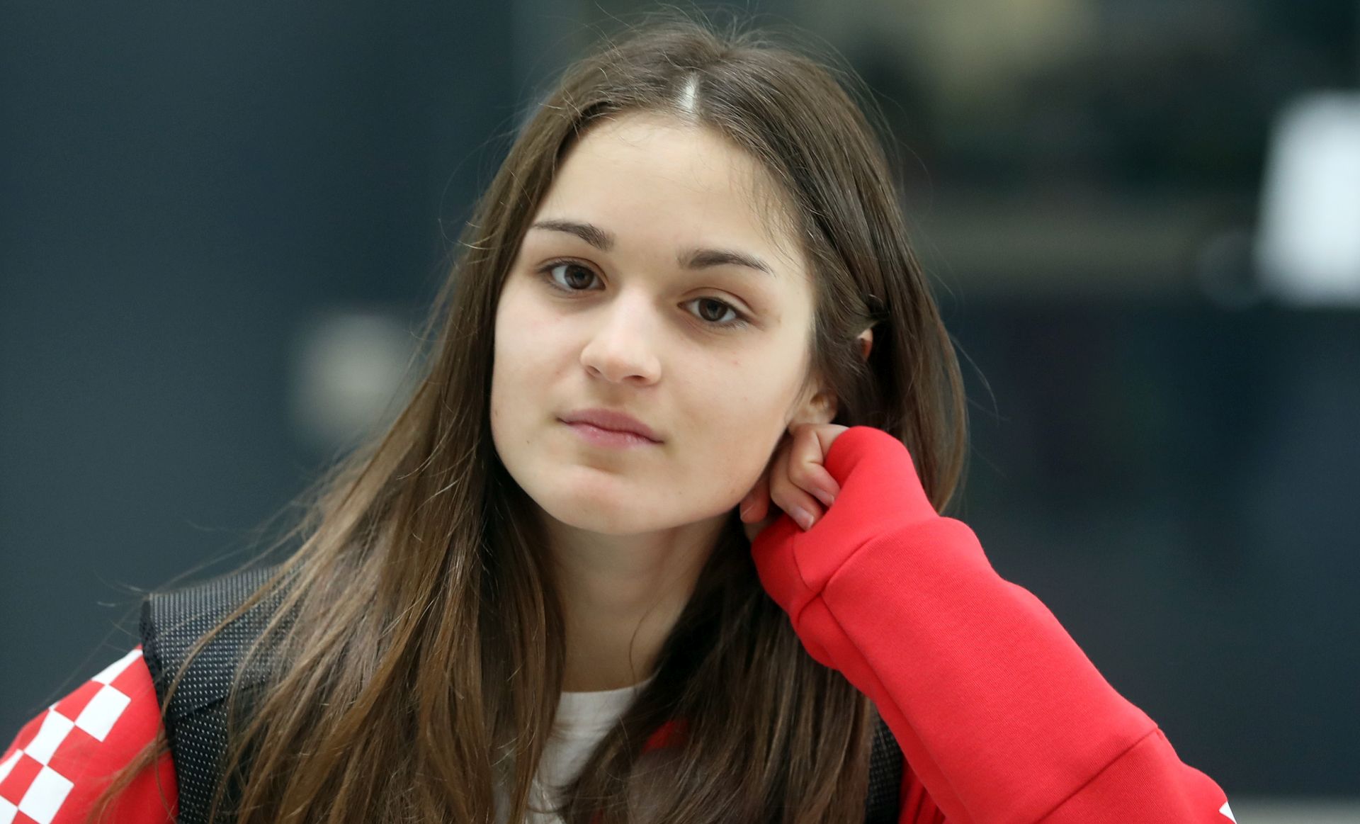 Zagreb, 05.02.2018 - Najvie èlanova hrvatskog izaslanstva otputovalo je u  ponedjeljak rano poslije podne iz  zraène luke "Franjo Tuðman"  na XXIII. Zimske olimpijske igre koje æe se od 9. do 25. veljaèe odrati u Pjongèangu. Na slici Lana Zbanik.
foto HINA/ Damir SENÈAR /ds