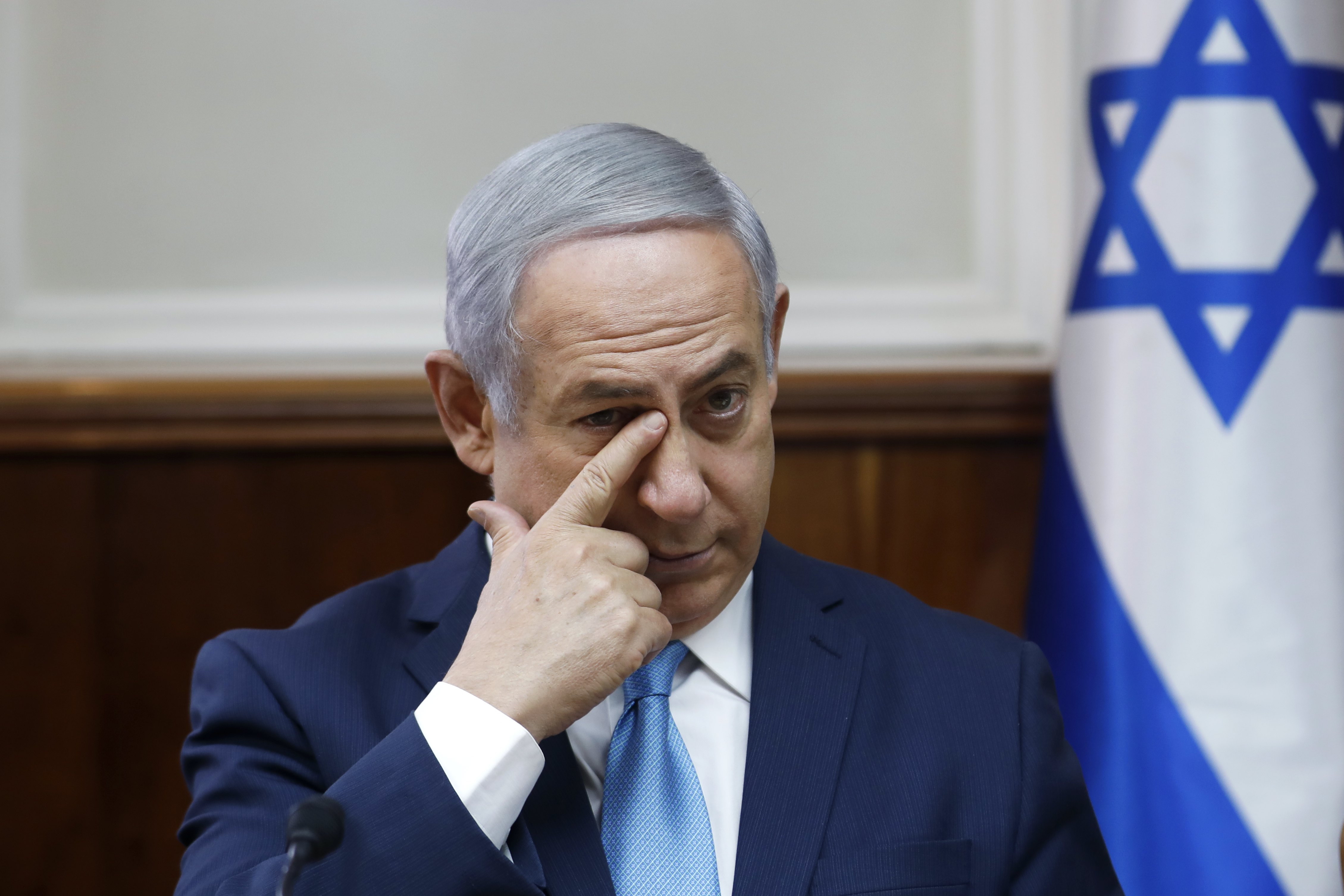 epa06514369 Israeli Prime Minister Benjamin Netanyahu attends the weekly cabinet meeting at the Prime Minister's office in Jerusalem, 11 February 2018. Media reports state that Benjamin Netanyahu stated that Israel will defend itself 'against any attack' folowing the downing of an Israeli F-16 fighter plane by Syria air defences on 10 February 2018.  EPA/RONEN ZVULUN / POOL