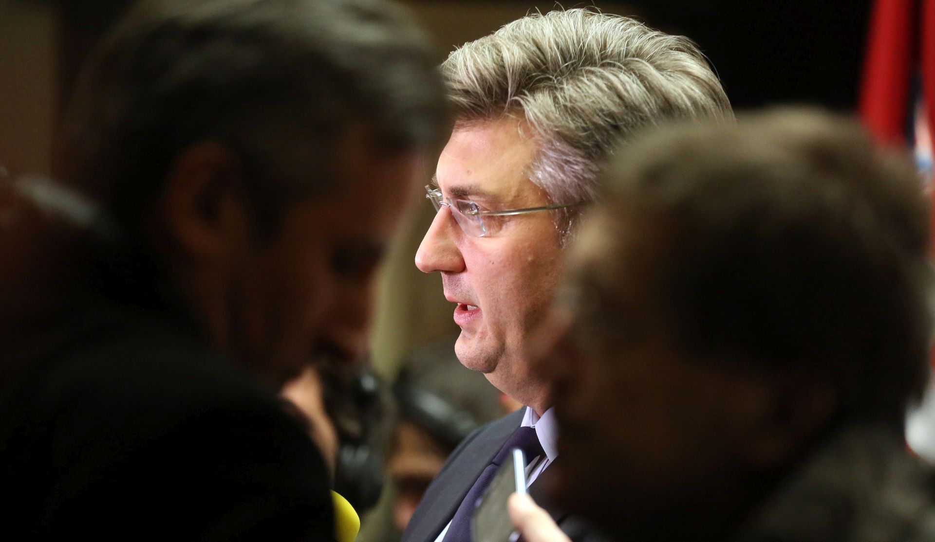 Zagreb, 26.02.2018 - Predsjednik Vlade RH i predsjednik HDZ-a Andrej Plenkoviæ dao je izjavu za medije nakon Sjednica Predsjednitva i Nacionalnog vijeæa HDZ-a.
foto HINA/ Denis CERIÆ /dc