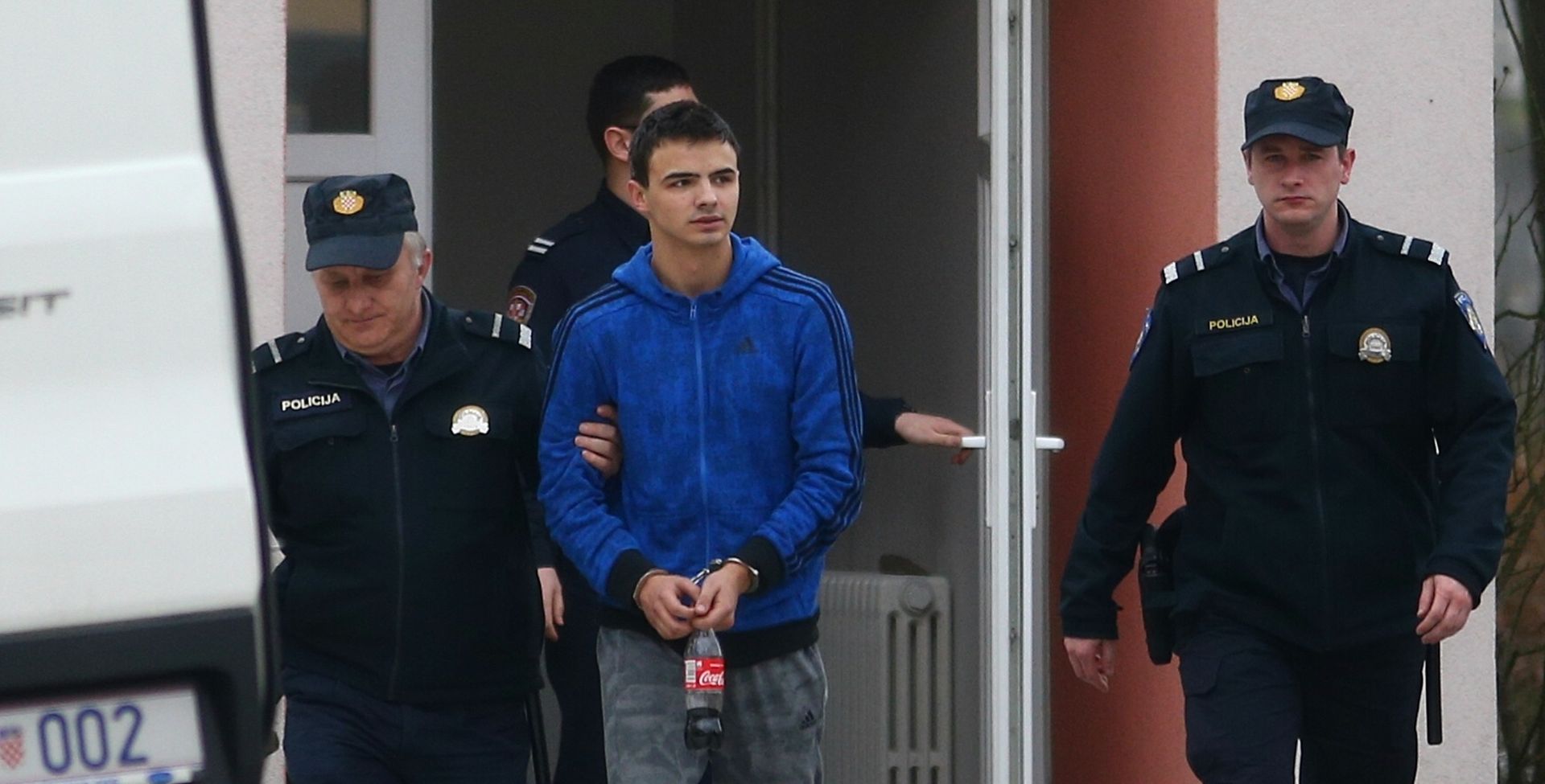 24.02.2017., Zagreb - Nakon dovrsenog kriminalistickog ispitivanja, osumnjiceni za monstruozno ubojstvo 18-godisnje Kristine Krupljan, David Komsic, priveden je u Drzavno odvjetnistvo. 
Photo: Zeljko Lukunic/PIXSELL
