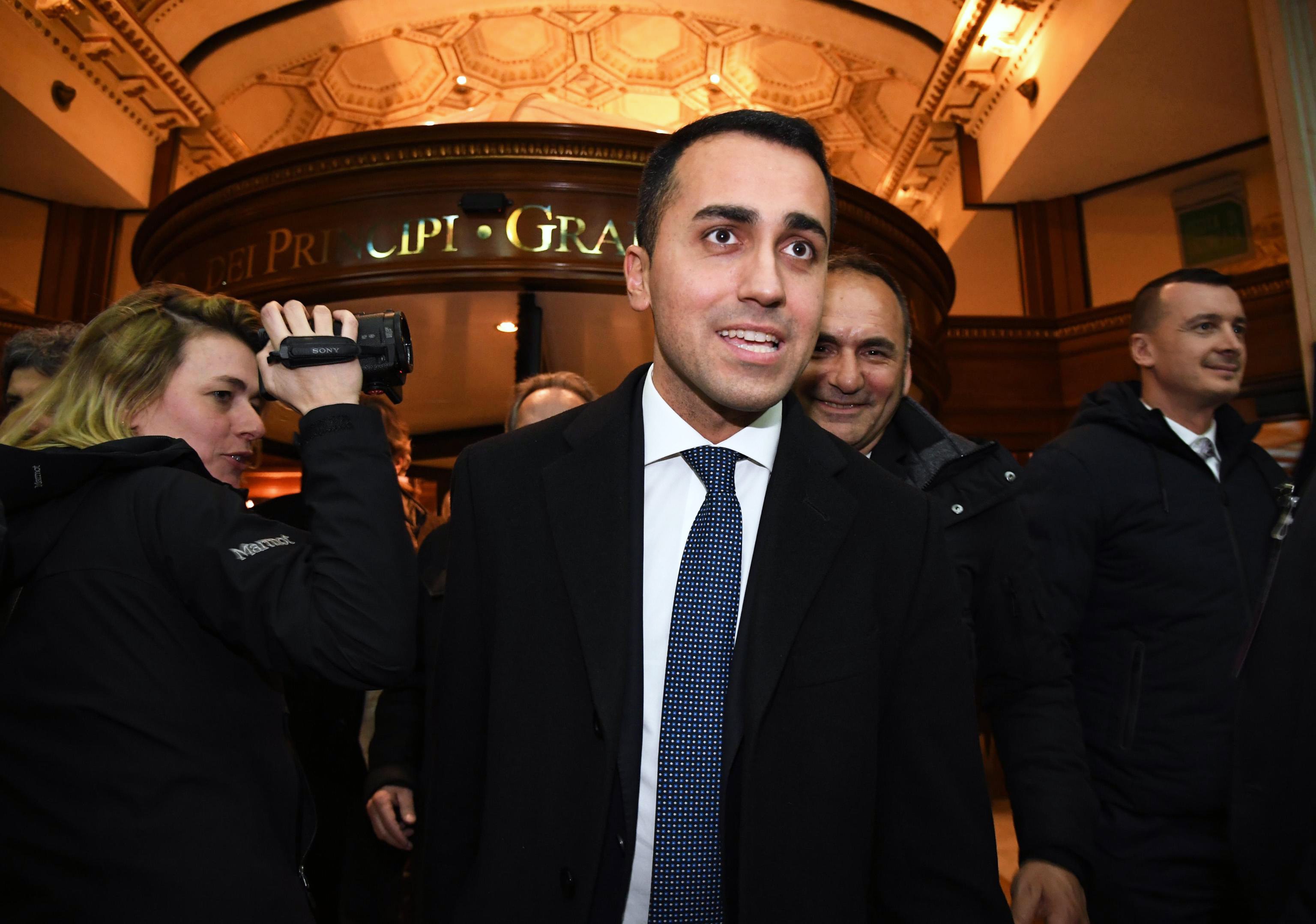 epa06583337 Luigi Di Maio (C), the Italian 5-Star Movement's leader, in Rome, Italy, 05 March 2018. The anti-establishment 5-Star Movement (M5S) scored a 'triumph' thanks to 11 million Italians in the 04 March general election and was ready to 'talk to all parties' on its government agenda, Di Maio said.  EPA/ALESSANDRO DI MEO
