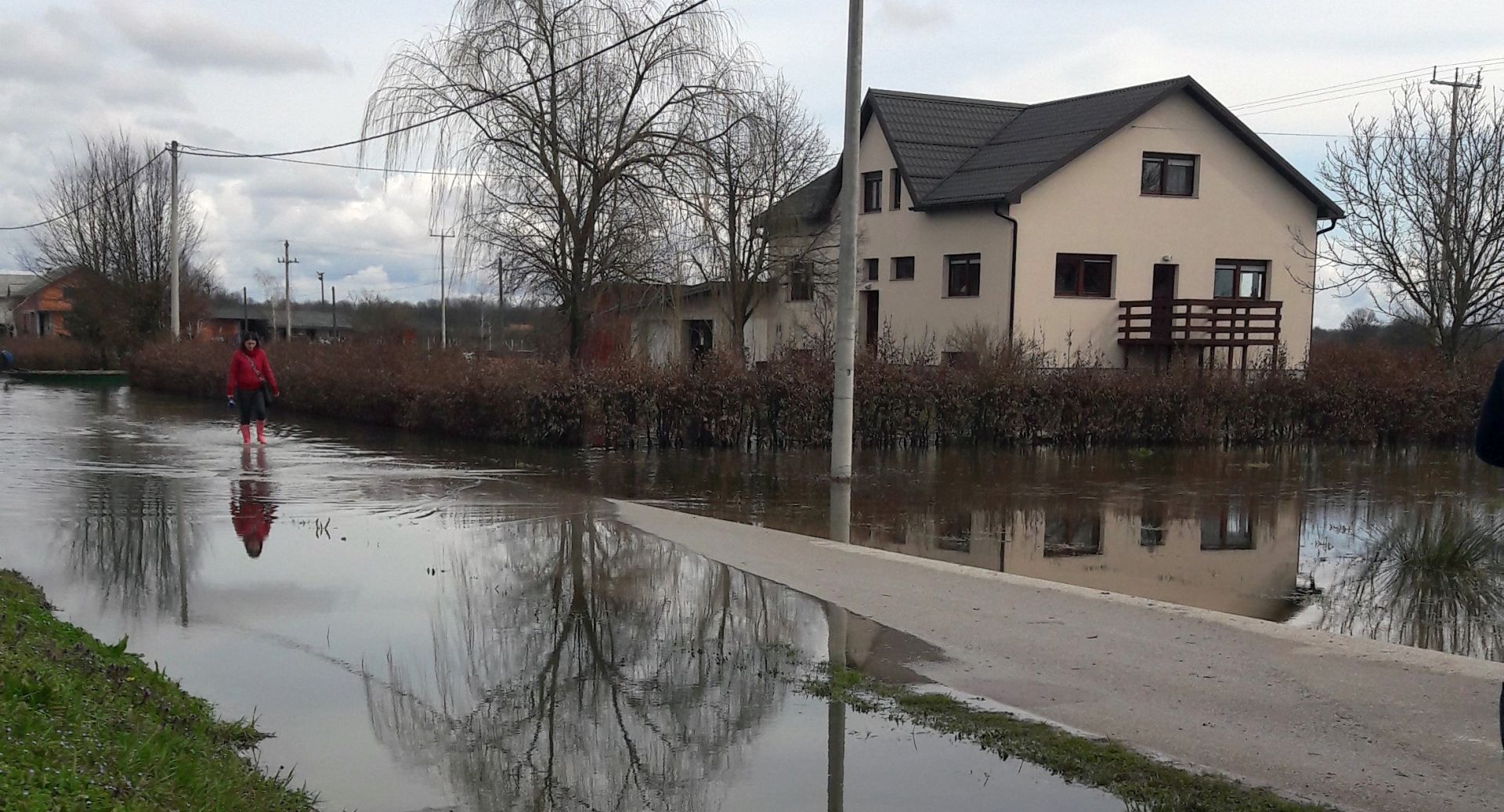 Karlovac, 14.3.2018. - Prometno izoliran dio Karlovca uz Kupu.
foto HINA/ Vesna HORVAT/ ml
