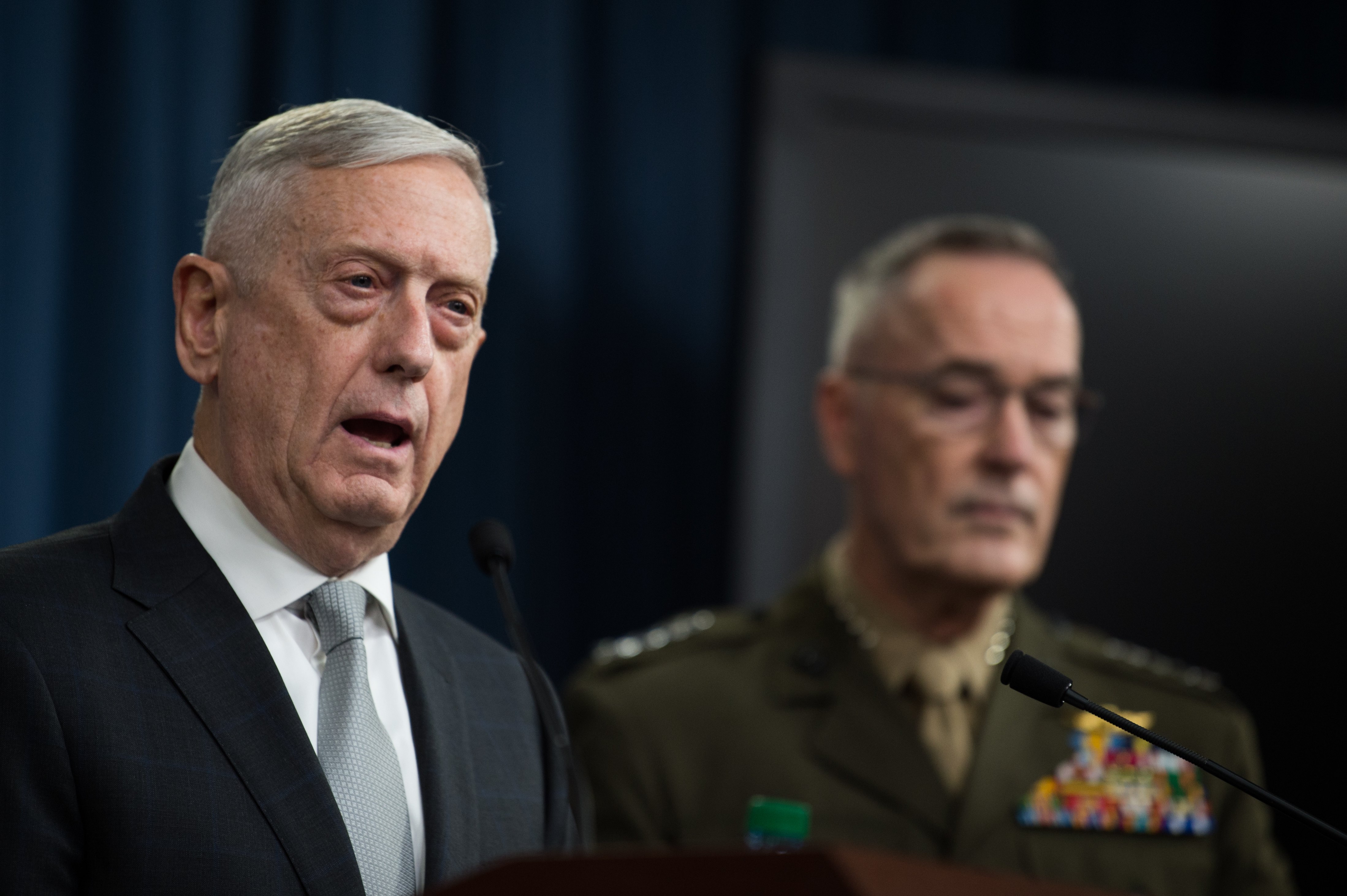 epa06667842 A handout photo made available by the Office of the US Secretary of Defense shows US Defense Secretary James N. Mattis (L) and the Chairman of the Joint Chiefs of Staff, Marine Gen. Joseph F. Dunford, Jr. (R), briefing reporters on the current US air strikes on Syria during a joint press conference at the Pentagon in Washington, DC, USA, 13 April 2018. The militaries of the US, Britain and France launched airstrikes targeting three sites allegedly related to the Syrian government's chemical weapon capabilities. The strikes come in the wake of an alleged chemical weapons attack in Douma on 07 April.  EPA/SGT. AMBER SMITH / HANDOUT  HANDOUT EDITORIAL USE ONLY/NO SALES