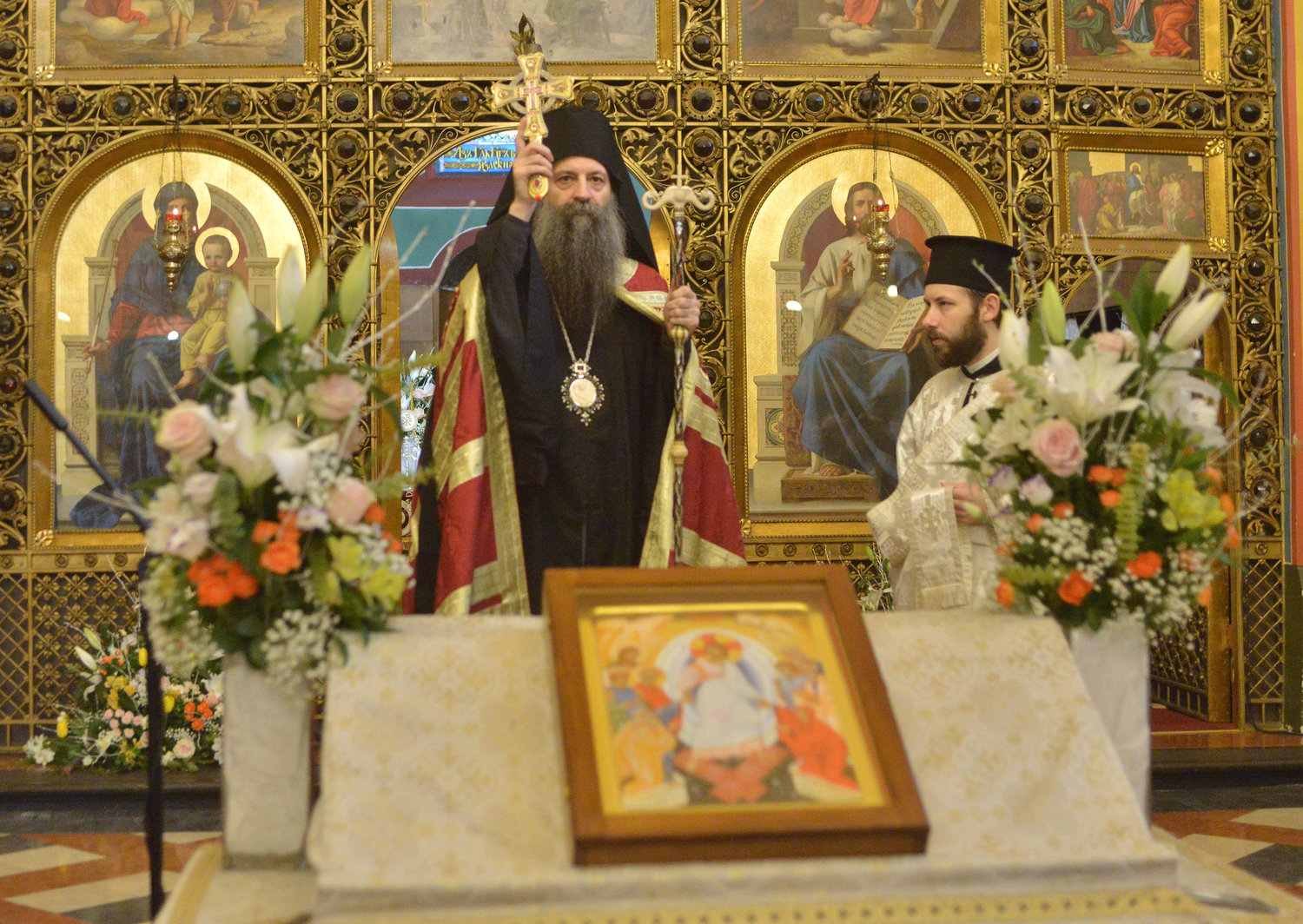 Zagreb, 08.04.2018 - Na svetkovinu pravoslavnog Uskrsa, srpskopravoslavni metropolit zagrebačko-ljubljanski Porfirije Perić predvodio je arhijerejsku liturgiju.
foto HINA/ Admir BULJUBAŠIĆ/ abu