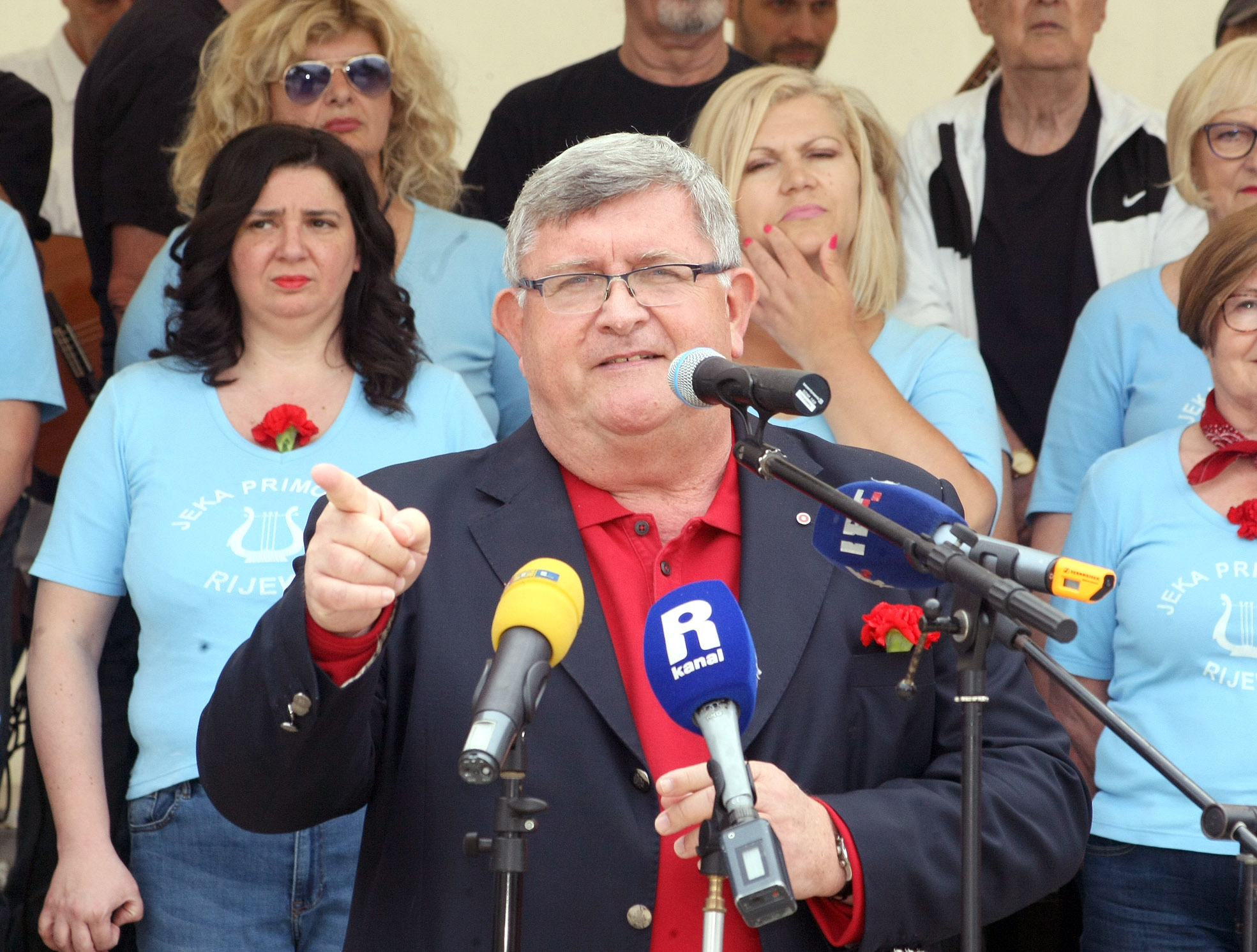 Ronjgi, 01.05.2018.- Gradska organizacija SDP-a Rijeka organizirala je obiljeavanje Meðunarodnog praznika rada u Ronjgima. Na slici Vojko Obersnel.
foto HINA/ Miljenko KLEPAC/ ik