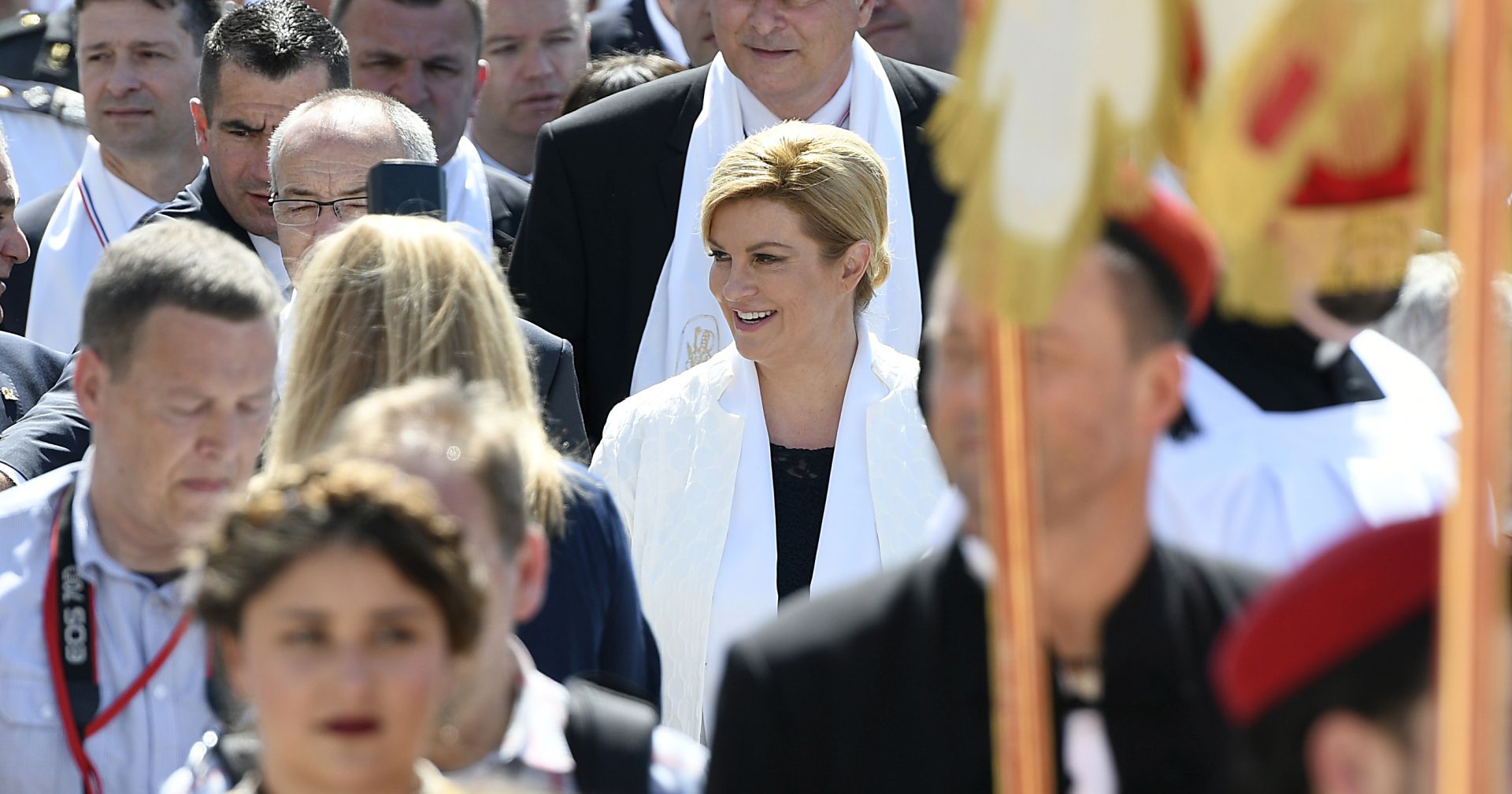 Split, 7.5.2018 - Sveèana procesija i misa povodom obiljeavanja dana Svetog Duje zatitnika grada Splita. Na slici Kolinda Grabar Kitaroviæ.
foto HINA/ Mario STRMOTIÆ/ ua