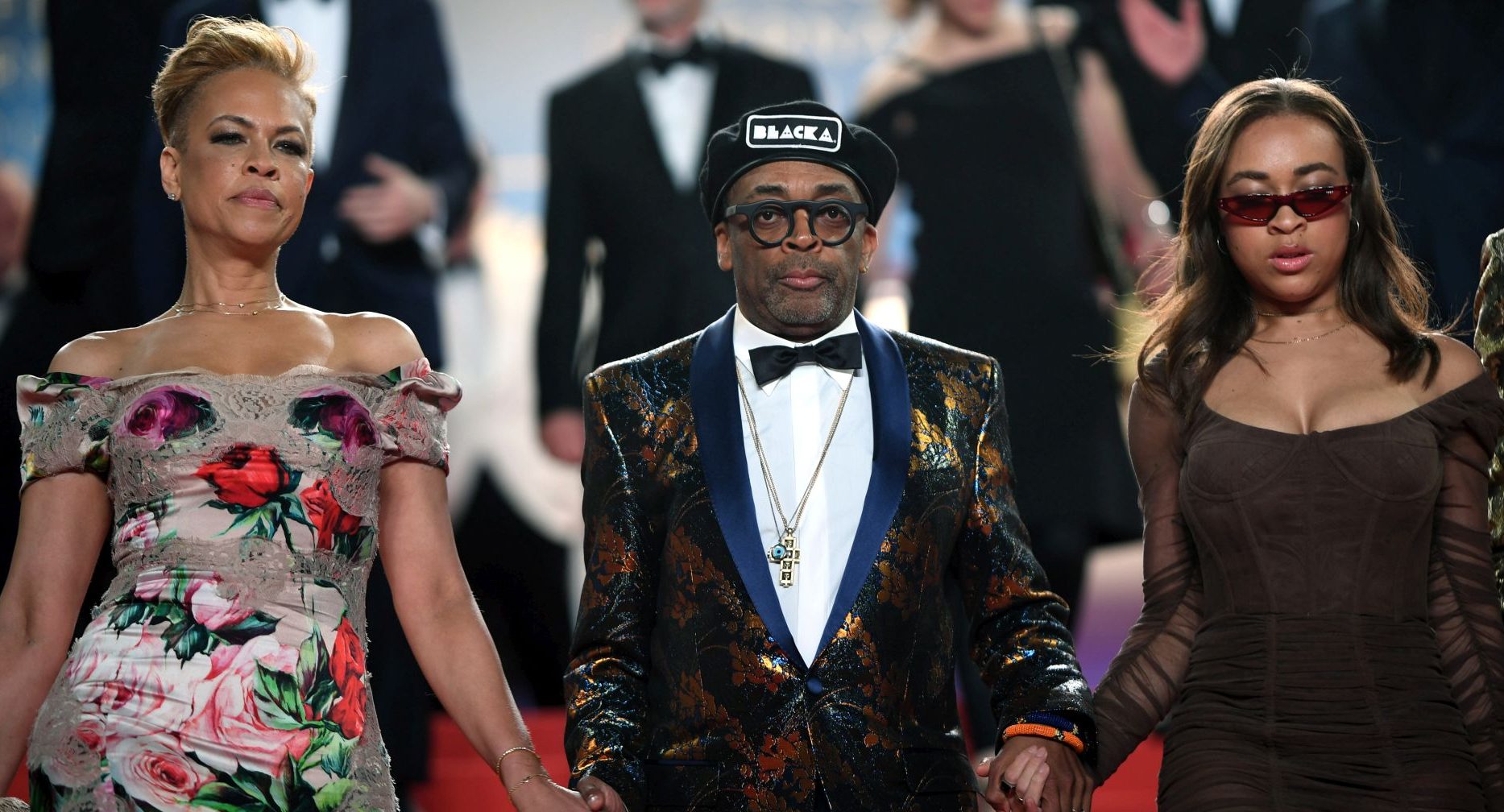 epa06737046 (L-R) Tonya Lewis Lee, Director Spike Lee, Satchel Lee leave the screening of 'BlacKkKlansman' during the 71st annual Cannes Film Festival, in Cannes, France, 14 May 2018. The movie is presented in the Official Competition of the festival which runs from 08 to 19 May.  EPA/CLEMENS BILAN