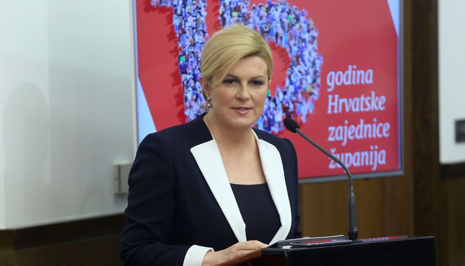 Zagreb, 18.05.2018 - Sveèanost u povodu 15. godinjice rada Hrvatske zajednice upanija odrana je u Hrvatskom saboru. Na fotografiji predsjednica RH Kolinda Grabar-Kitaroviæ.
foto HINA/ Denis CERIÆ /dc
