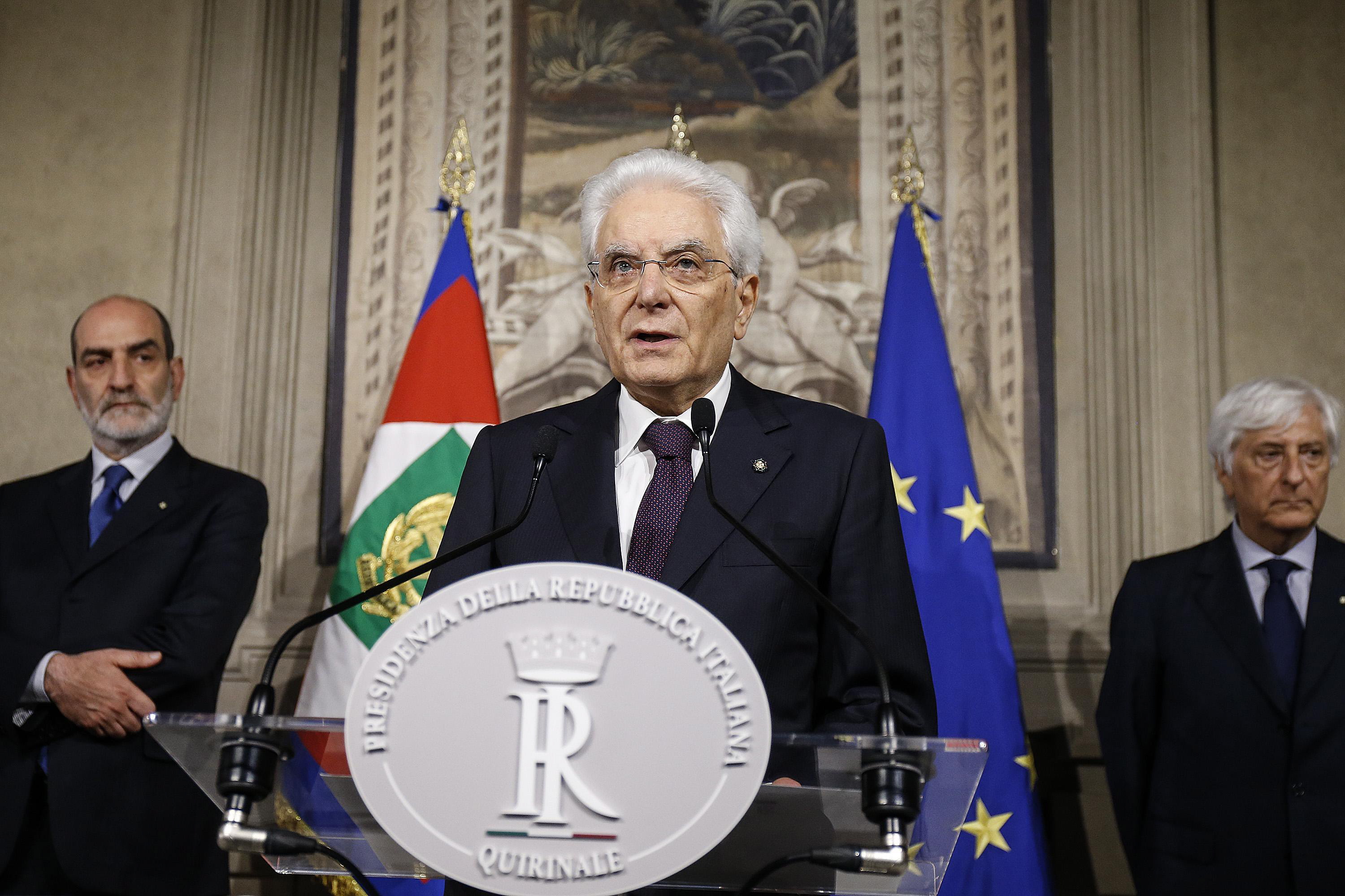 epa06767543 Italian President Sergio Mattarella addresses the media after meeting Italy's premier-designate Giuseppe Conte, Rome, 27 May 2018. Italian President Sergio Mattarella said he refused to approve populist leaders' choice of an economy minister - namely Paolo Savona - who has expressed anti-euro views because the appointment would have 'alarmed markets and investors, Italians and foreigners.' Mattarella spoke to reporters after Premier-Designate Giuseppe Conte, who was proposed as Prime Minister by Right-wing populist Lega and the populist Five Star Movement (M5S), announced that he did not succeed in forming what would have been Western Europe's first populist government.