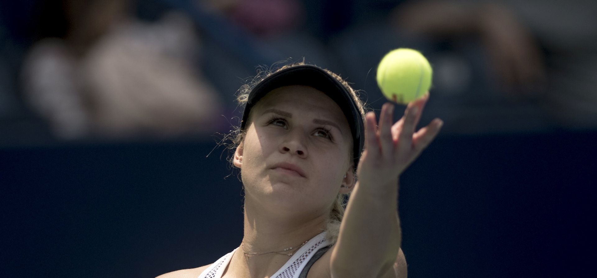 epa06648158 Jana Fett, of Croatia, in action against Magdalena Rybarikova of Slovakia during the Monterrey Tennis Open in Monterrey, Mexico, 05 April 2018.  EPA/MIGUEL SIERRA
