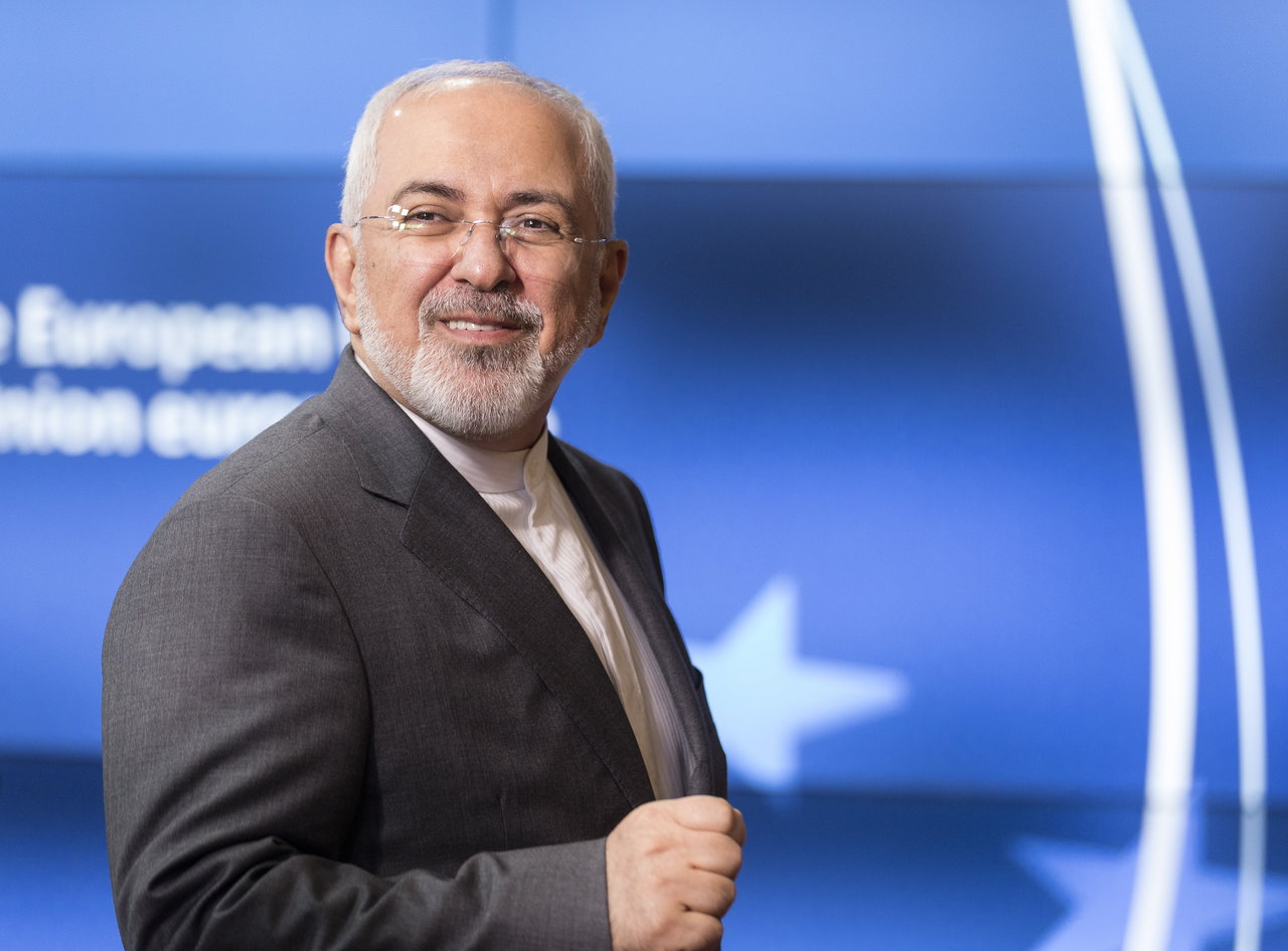epa06737655 Mohammad Javad Zarif (C) the Foreign Minister of Iran arrives at a meeting with European Union Foreign Policy Chief Federica Mogherini (not pictured) in Brussels, Belgium, 15 May 2018. Media reports state that Javad Zarif is in Brussels asking for the EU's support for 2015 nuclear between Tehran and six world powers folowing the USA withdrawal from the agreement.  EPA/THIERRY MONASSE / POOL