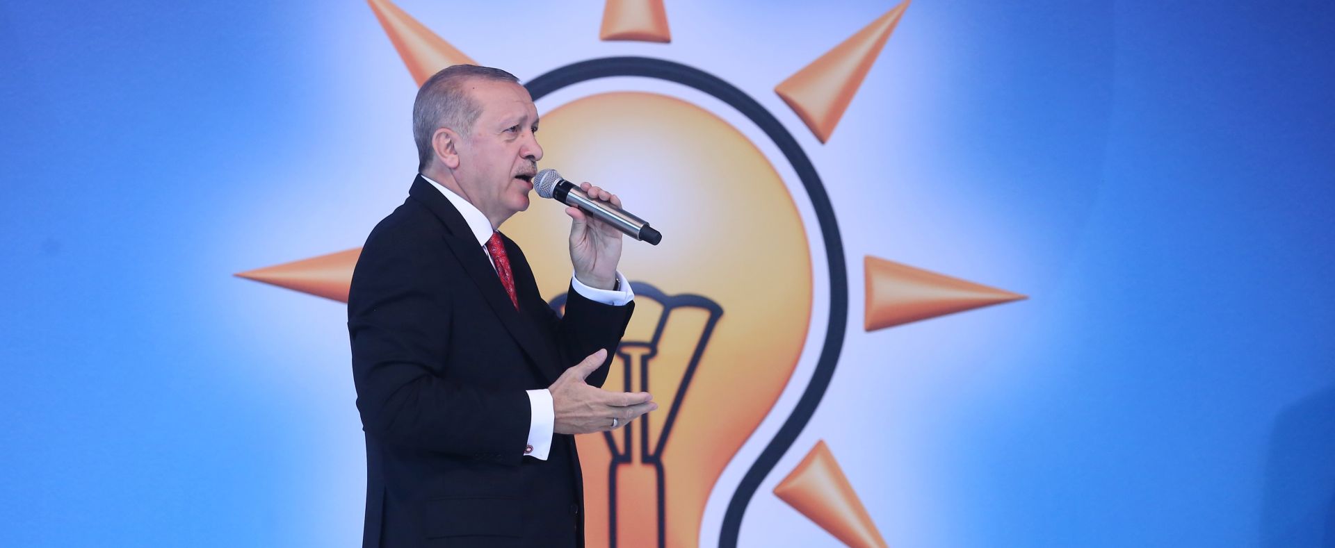 epa06759916 Turkish President Recep Tayyip Erdogan speaks during an election campaign rally of his Justice and Development Party (AK Party) in Ankara, Turkey, 24 May 2018. Turkish President Erdogan announced on 18 April 2018 that Turkey will hold snap elections on 24 June 2018. The presidential and parliamentary elections were scheduled to be held in November 2019, but government has decided the change the date following the recommendation of the Nationalist Movement Party (MHP) leader Devlet Bahceli.  EPA/STR