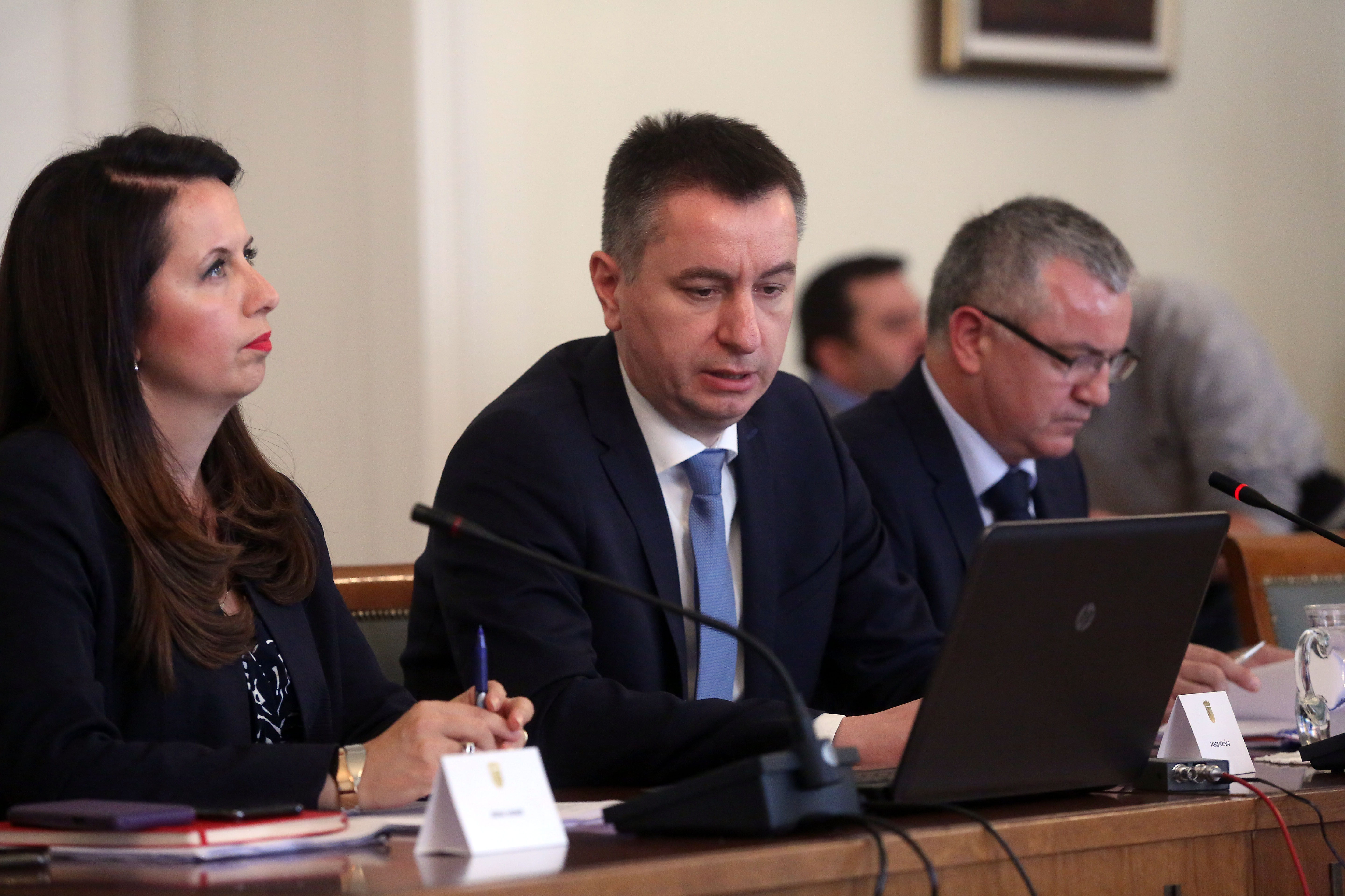 Zagreb, 27.06.2018 - Tematska sjednica Odbora za gospodarstvo na temu Agrokor. Na fotografiji Irena Weber, Vladin izvanredni povjerenik Fabris Peruko, ministar Darko Horvat.
foto HINA / Denis CERIÆ /dc