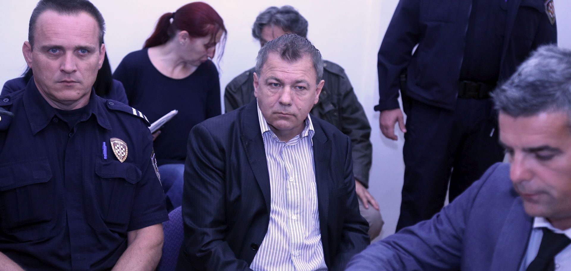 Zagreb, 28.06.2018 - U nastavku suðenja bivoj SDP-ovoj upanici Marini Lovriæ Merzel zbog primanja mita i zloporaba ovlasti trebao bi biti ispitan poduzetnik eljko uiæ koji je ranije priznao da je upanici dao sto tisuæa eura mita. Na fotografiji  eljko uiæ (C).
foto HINA / Denis CERIÆ /dc
