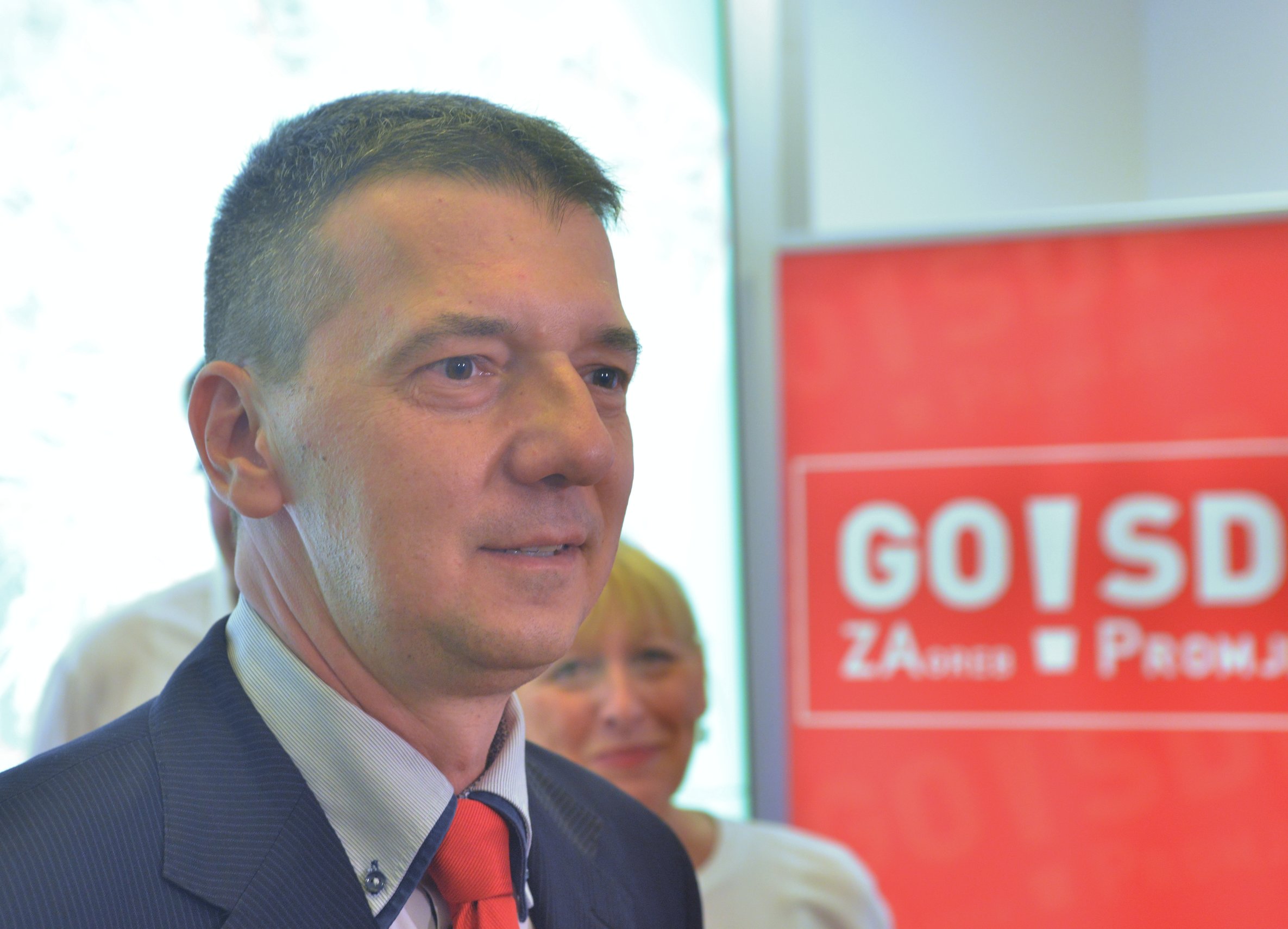 Zagreb, 10.06.2018 - Izbori za èelnitvo zagrebaèke Gradske organizacije SDP-a. Kandidati u sjeditu gradske organizacije u Prakoj ulici. Na fotografiji Denis Hrestak.
foto HINA/ Admir BULJUBAIÆ/ abu