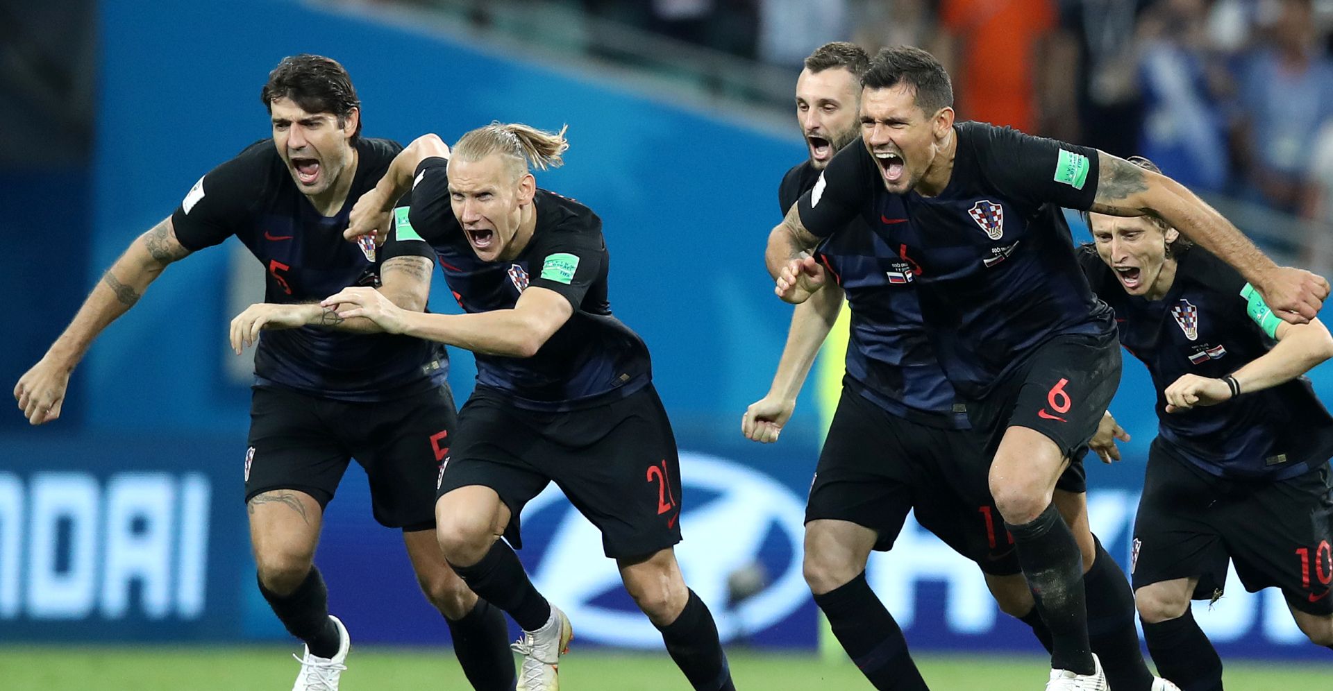 Soèi, 07.07.2018. - Slavlje hrvatskih reprezentativaca nakon utakmice èetvrtfinala Svjetskog nogometnog prvenstva Rusija 2018 izmeðu reprezentacija Hrvatske i Rusije na Fit stadionu. foto HINA/ Damir SENÈAR/ lsd