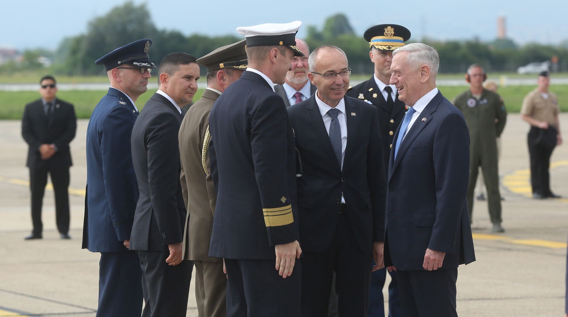 Zagreb, 12.7.2018. - Amerièki ministar obrane James Mattis, nakon NATO summita u Bruxellesu, doao je u slubeni posjet Republici Hrvatskoj. Na fotografiji ministar obrane RH Damir Krstièeviæ, amerièki ministar obrane James Mattis. foto HINA/ Denis CERIÆ/ ml