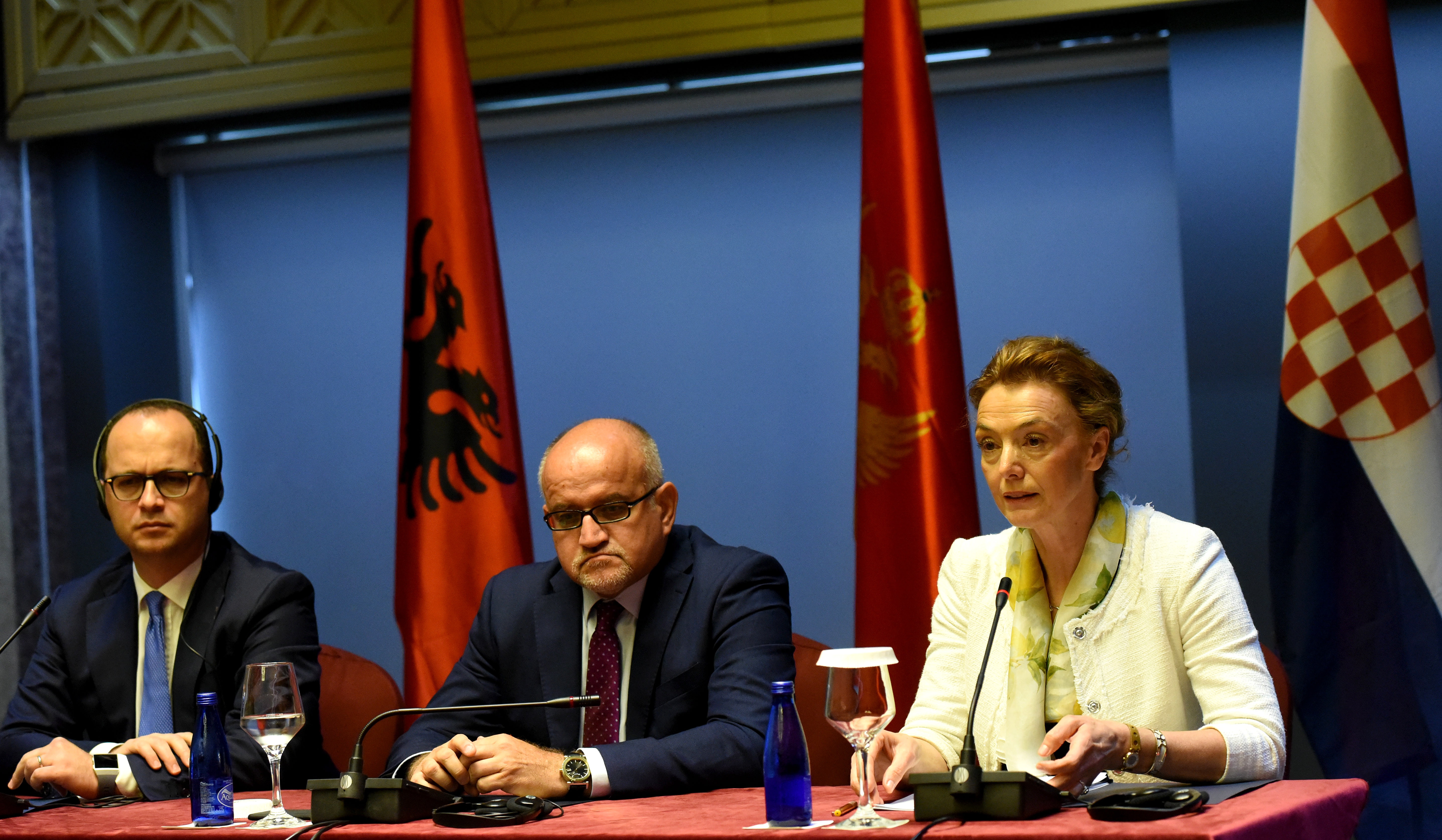 epa06900441 Montenegro's Foreign Minister Srdjan Darmanovic (C), the Deputy Prime Minister and Minister of Foreign Affairs of the Republic of Croatia Marija Pejcinovic-Buric (R) and the Minister of Foreign and European Affairs of the Republic of Albania Ditmir Bushati  (L) during the press conference after the third meeting of the foreign ministers of the Adriatic trilateral at the Hotel Maestral in Budva, Montenegro, 20 July 2018.  EPA/BORIS PEJOVIC
