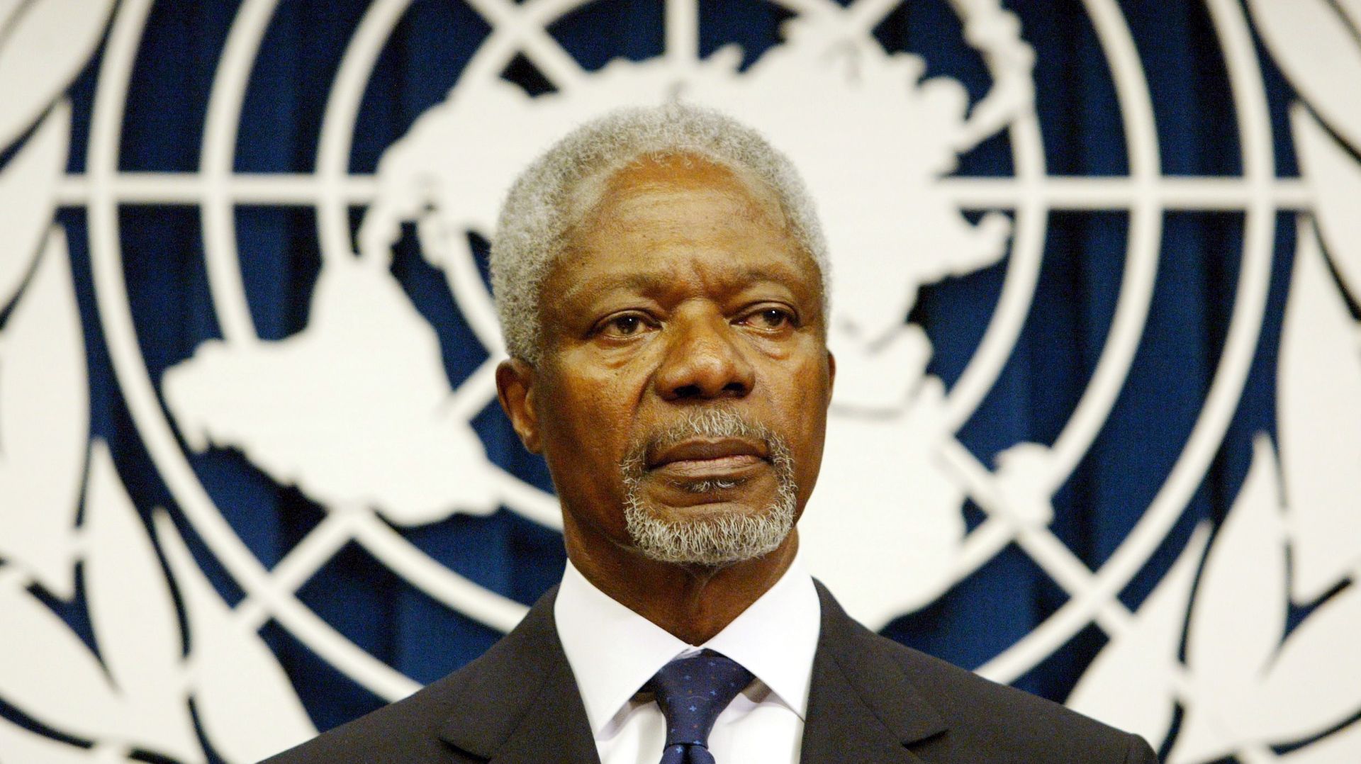 epa06955572 (FILE) - Then United Nations Secretary General Kofi Annan addresses the United Nations General Assembly to unveil his blueprint for the most sweeping changes to the United Nations and the International system of security since World War II, at United Nations Headquarters in New York, USA, 21 March 2005 (reissued 18 August 2018). According to reports, the former UN secretary general Kofi Annan died on 18 August 2018 at the age of 80.  EPA/JASON SZENES *** Local Caption *** 99497015