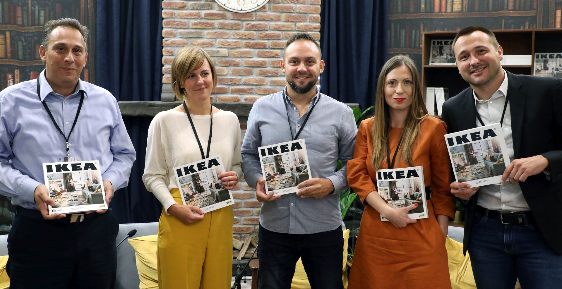 Zagreb, 27.08.2018. - Predstavljanje novog IKEA kataloga i obiljeavanje 75. roðendana tvrtke. Na fotografiji direktor robne kuæe IKEA Zagreb Nikolaos Migkianis, voditeljica odjela unutarnjeg ureðenja u tvrtki IKEA Hrvatska Iva Debogoviæ, voditelj prodaje u IKEA Hrvatska Ivica Mustaæ, urednica blog-portala Dblog Boba Blakoviæ, sociolog i autor knjiga Bruno imlea. foto HINA/ Lana SLIVAR DOMINIÆ/ lsd