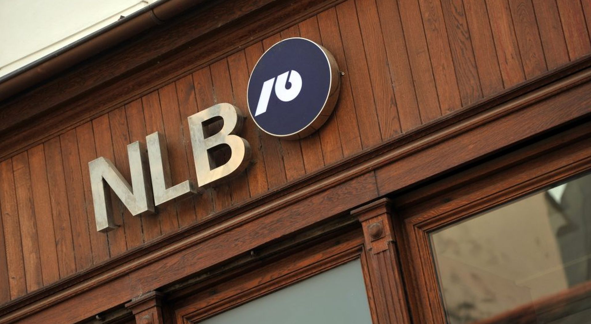 Ljubljana, 20.02.2015. - (Ilustracija) Nadzorni odbor Nove Ljubljanske banke (NLB) objavio je u petak da je ta banka u prošloj godini poslovala pozitivno i s dobitkom, po prvi put nakon šest godina u kojima je zbog loših kredita i visokih rezervacija ostvarivala gubitke. foto HINA / Tamino Petelinšek /STA / mm