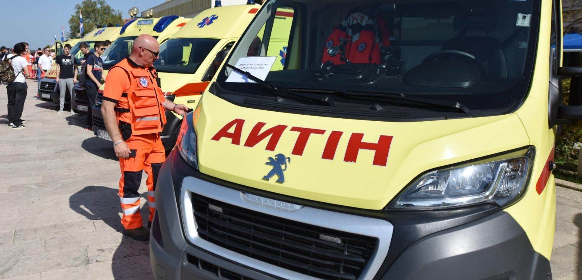 25.04.2018., Sibenik - Obiljezavanje Nacionalnog dana Hitne medicinske sluzbe u Sibeniku. Na gradskoj rivi izlozeni su timovi hitne pomoci iz cijele Hrvatske.

Photo: Hrvoje Jelavic/PIXSELL