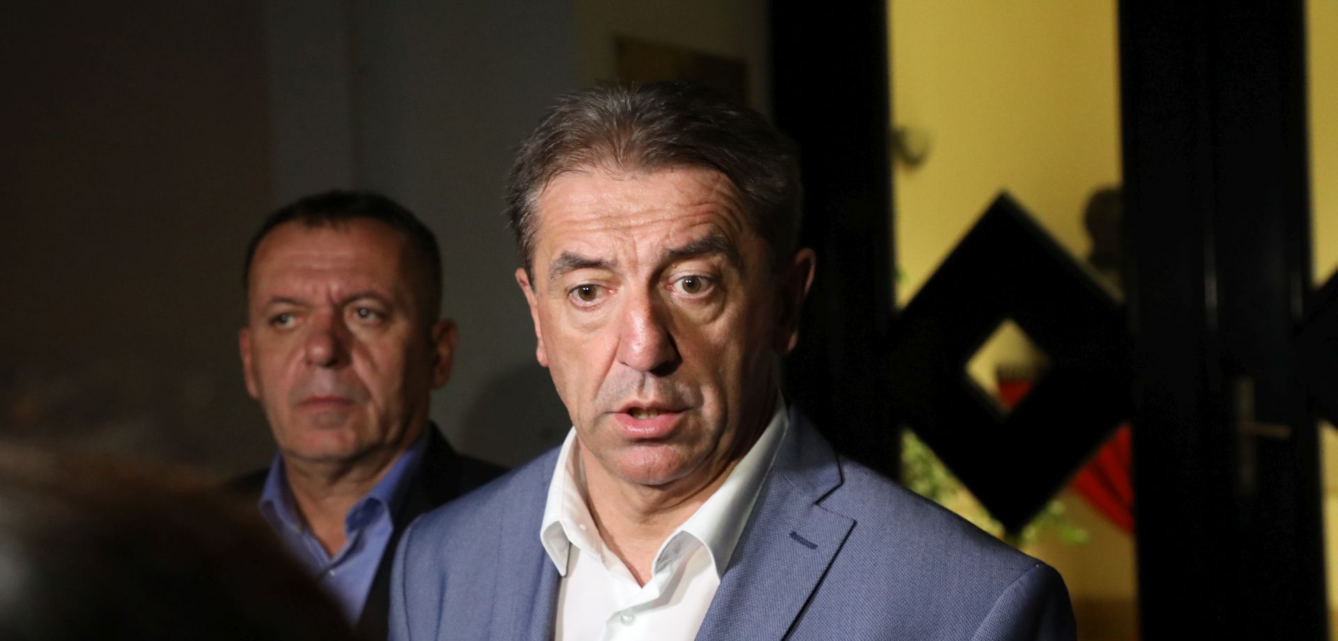 Zagreb, 29.8.2018. - Darko Milinoviæ i ostali èlanovi HDZ-a iz Like nakon susreta u sredinjici HDZ-a. Na fotografiji Darko Milinoviæ.
foto HINA/ Admir BULJUBAIÆ/ ml