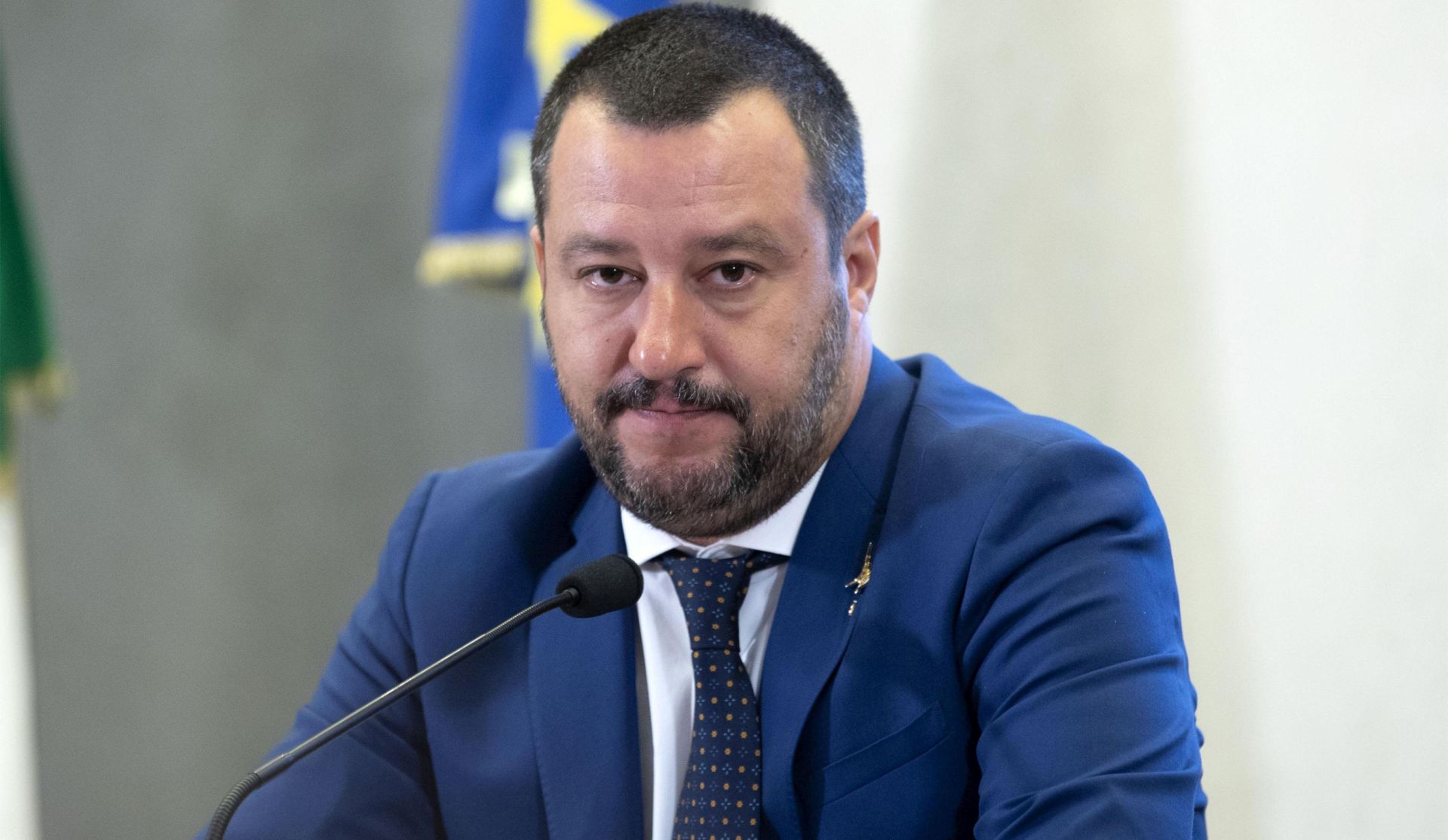 epa07000599 Italian Interior Minister, Matteo Salvini speaks with journalists during a press conference in Rome, Italy, 06 September 2018. Deputy Premier and Interior Minister Matteo Salvini said that he was not worried after a Genoa court okayed the seizure of funds from his League party over a fraud case.  EPA/MASSIMO PERCOSSI