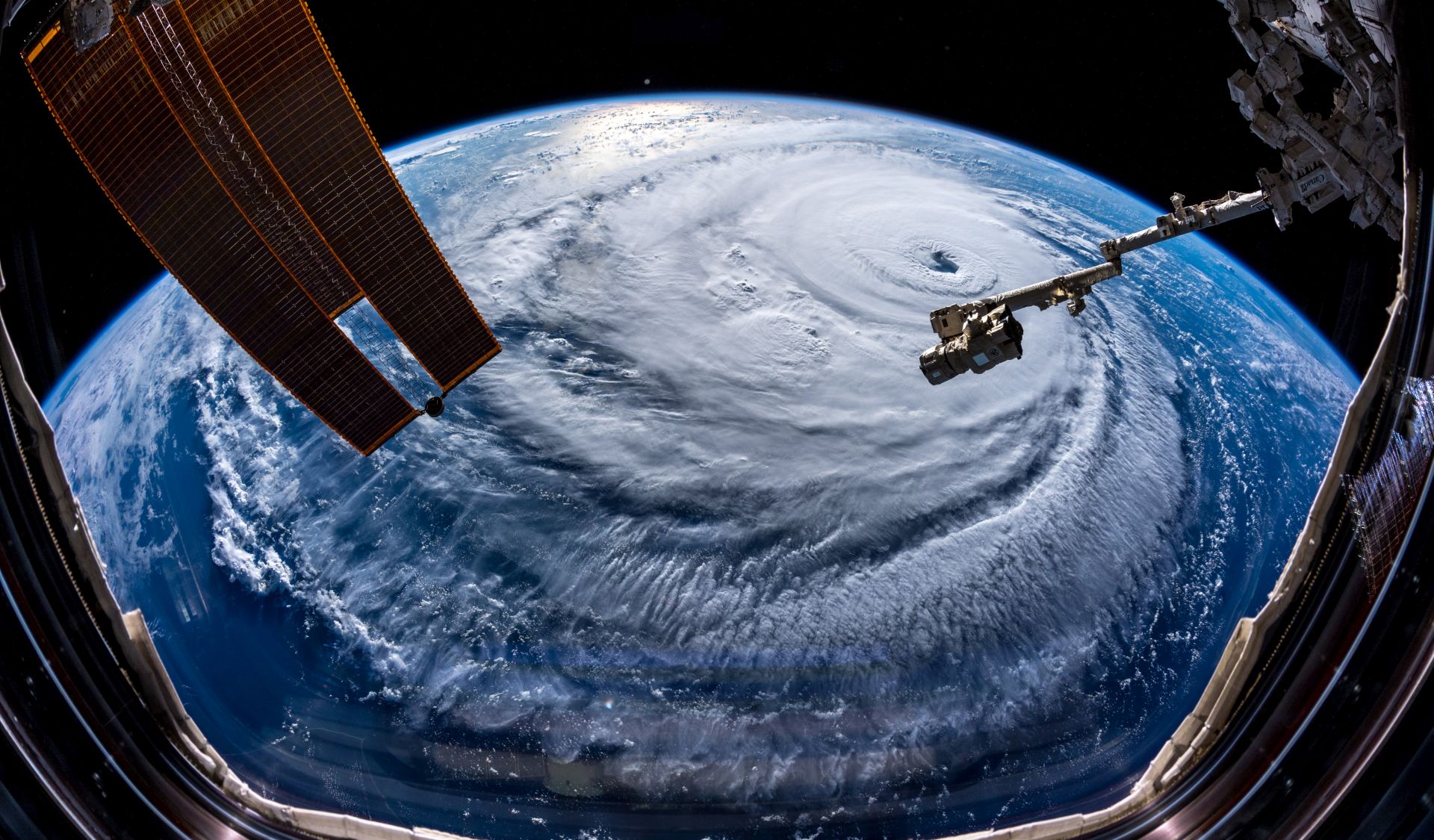 epa07016680 A handout photo made available by European Space Agency (ESA) astronaut Alexander Gerst on 13 September 2018 shows Hurricane Florence seen from the International Space Station (ISS), in space, 12 September 2018, as the storm churned across the Atlantic in a west-northwesterly direction with winds of 130 miles an hour. The National Hurricane Center forecasts additional strengthening for Florence before it reaches the coastline of North Carolina and South Carolina early 14 September.  EPA/ALEXANDER GERST/ESA/NASA HANDOUT MANDATORY CREDIT: ESA/NASA HANDOUT EDITORIAL USE ONLY/NO SALES