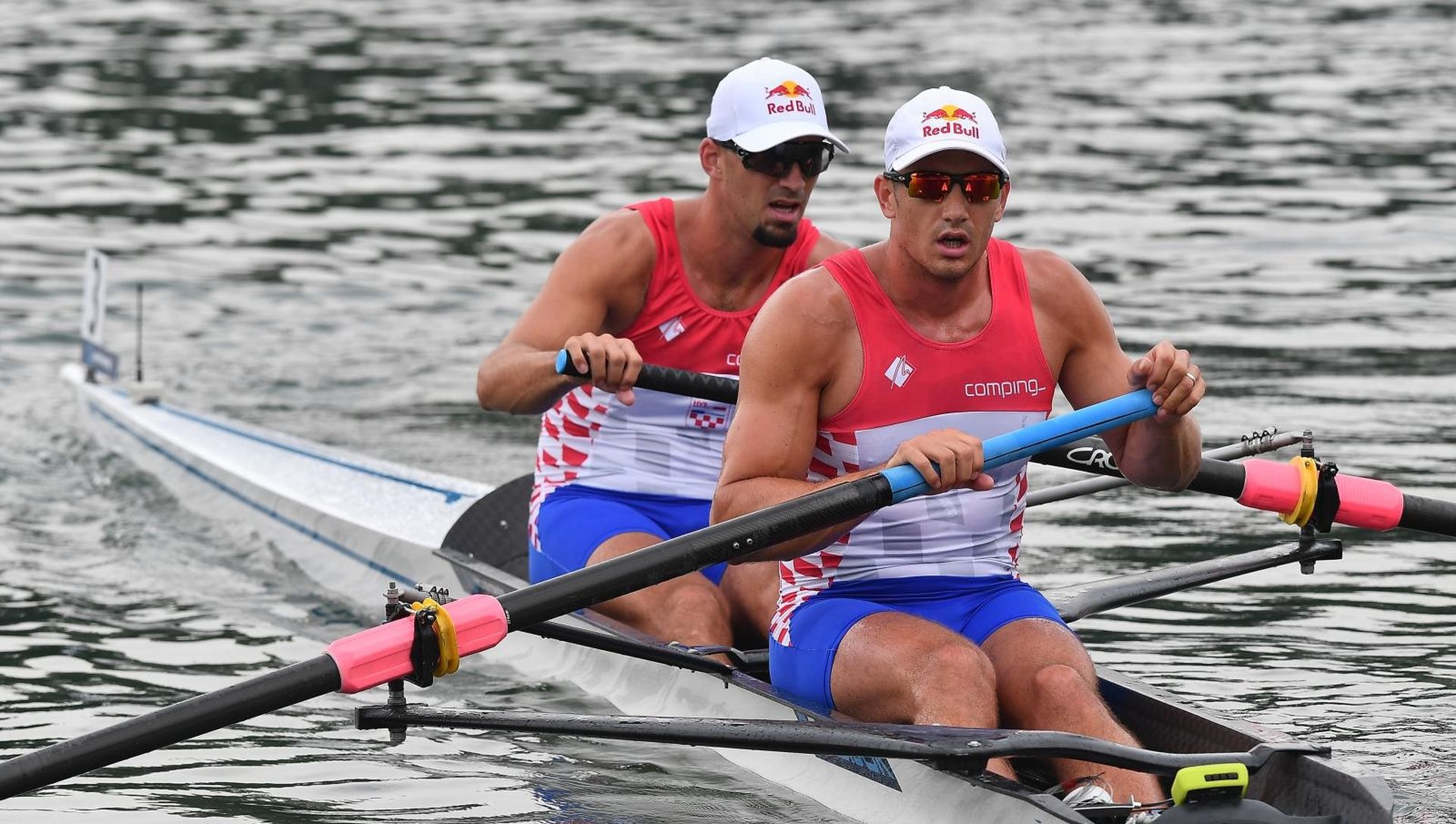 02.06.2018., Beograd, Srbija - Braca Martin i Valent Sinkovic na 1. Svjetskom kupu u veslanju pobjedili su u polufinalnoj utrci u dvojcu bez kormilara. 
Photo: Srdjan Ilic/PIXSELL