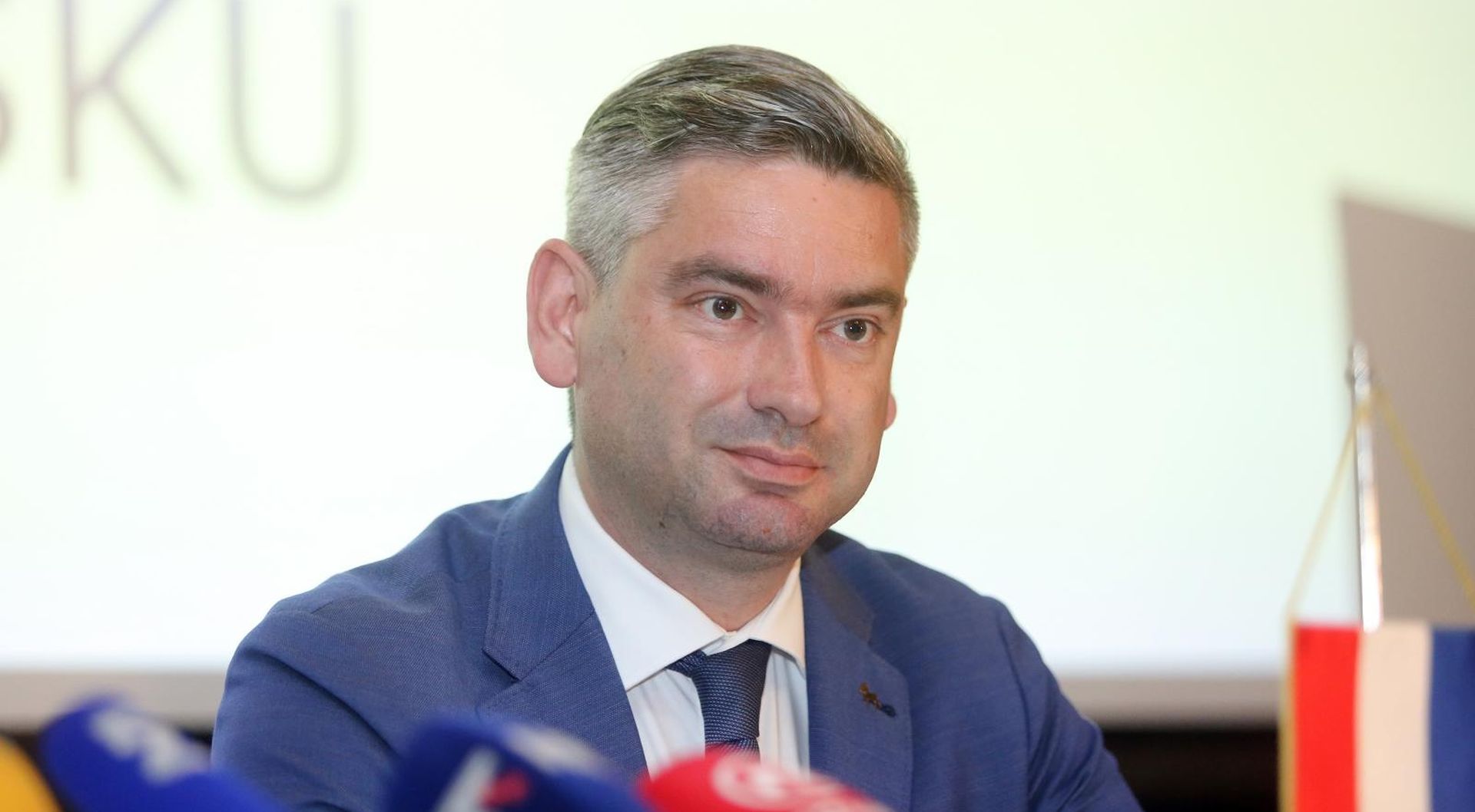 09.05.2018. Zagreb - Dvorana Mueller kina Europa, na Dan Europe i pobjede nad fasizmom, celnici GLAS-a, IDS-a i stranke Pametno - Anka Mrak Taritas, Boris Miletic i Marijana Puljak potpisali su zajednicku izjavu o suradnji za bolju Hrvatsku. 
Photo: Luka Stanzl/PIXSELL