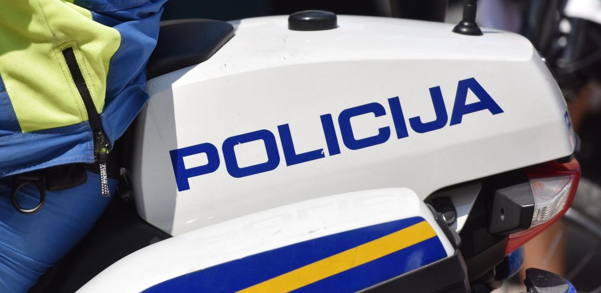 13.05.2018., Sibenik - Oznake na policijskim motorima. 
Photo: Hrvoje Jelavic/PIXSELL
