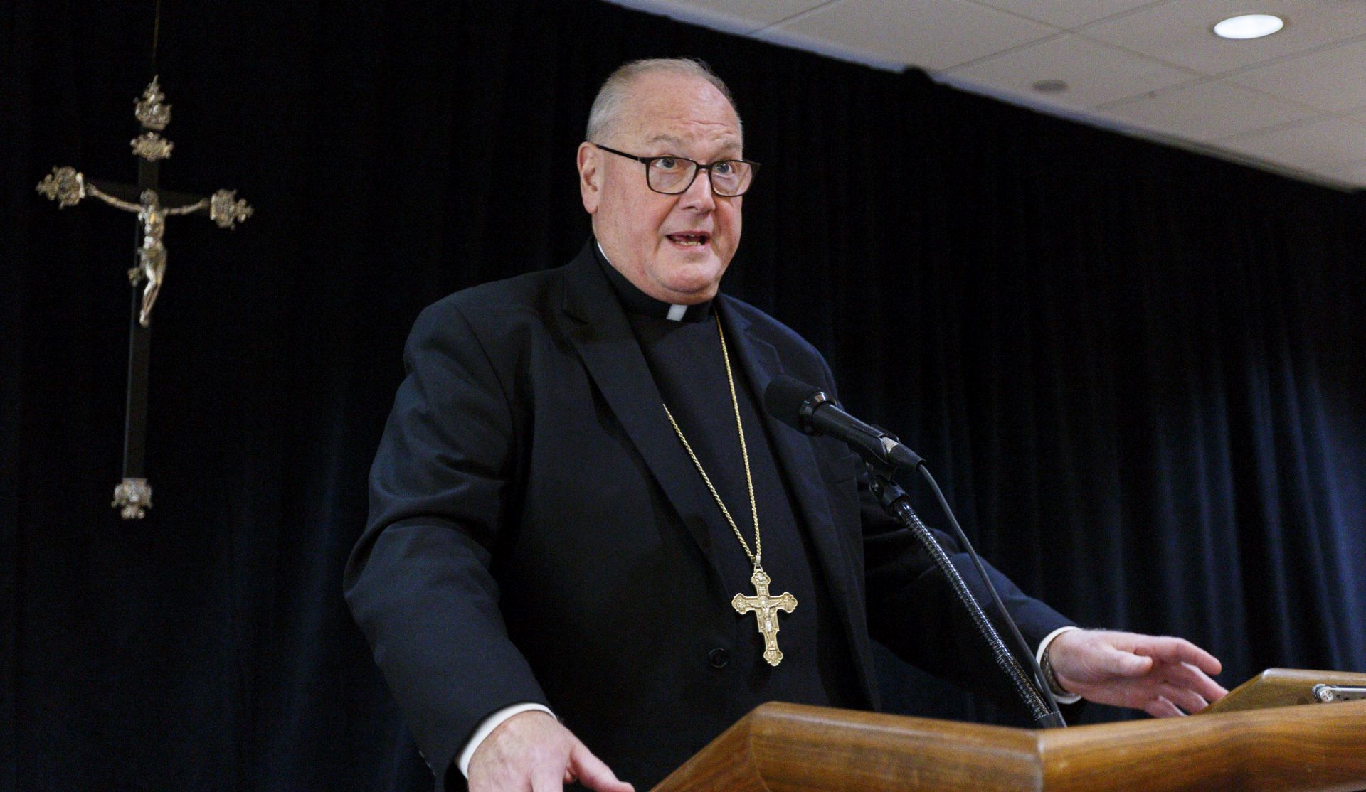 epa07035217 Archbishop of New York Cardinal Timothy Dolan makes a statement at the start of a press conference where he announced the Archdiocese of New York has hired an independent reviewer, Judge Barbara Jones, to look into how the church handles any accusations of sexual abuse in New York, New York, USA, 20 September 2018. The announcement comes weeks after New York State's attorney general announced that an investigation into how the church has handled sexual abuse allegations, among other sexual abuse stories that have surfaced in the recent years.  EPA/JUSTIN LANE