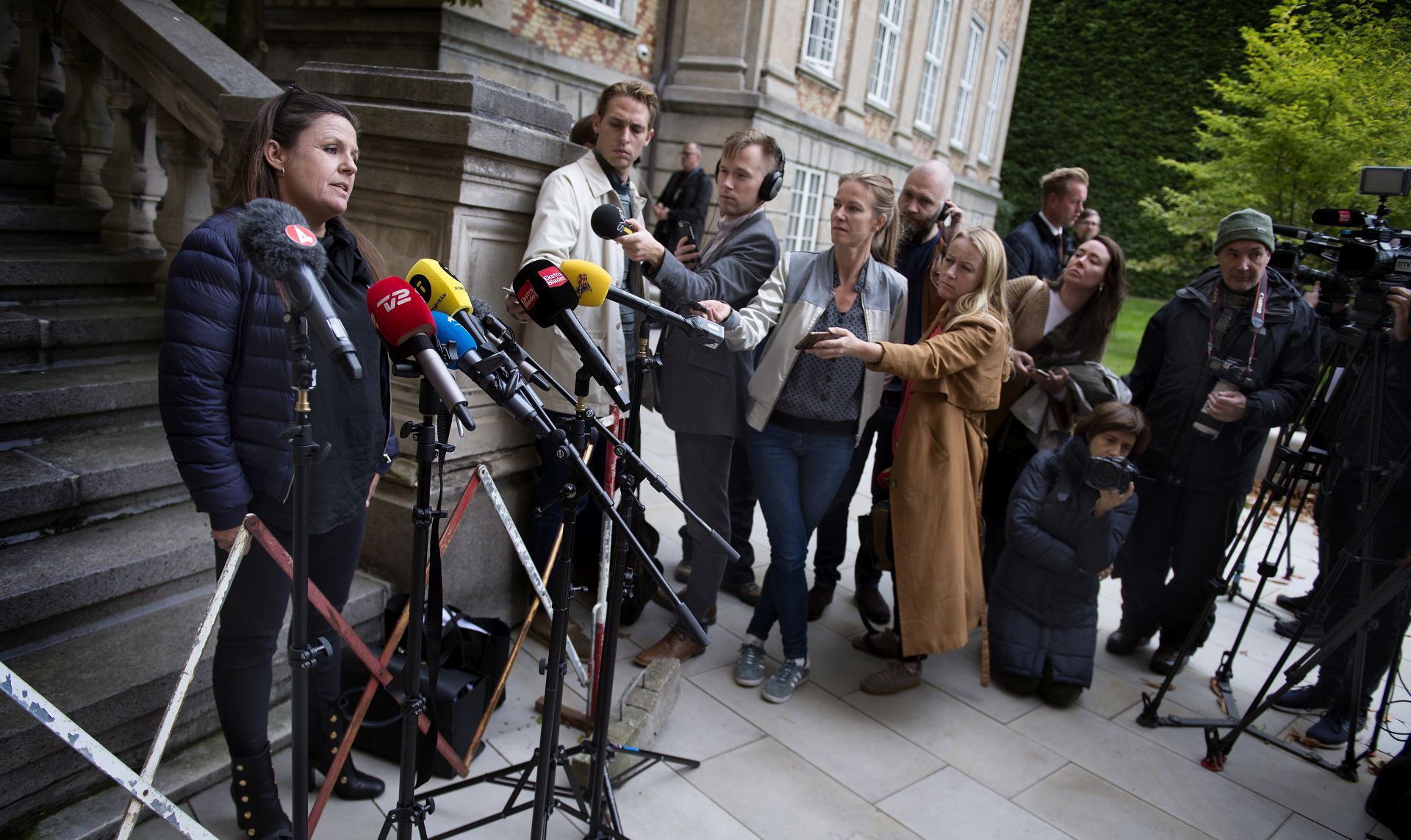 epa07048581 Peter Madsen's defender, lawyer Betina Hald Engmark (Danish National Court) repeats the verdict of the district court and ratifies life sentence of Peter Madsen for the death of the Swedish journalist Kim Wall, Copenhagen, Denmark, 26 September 2018. Danish inventor Peter Masen was found guilty of premeditated murder and sexual assault of Swedish journalist Kim Wall on April 2018, and was given a life sentence, which he appealed against and lost.  EPA/LISELOTTE SABROE  DENMARK OUT