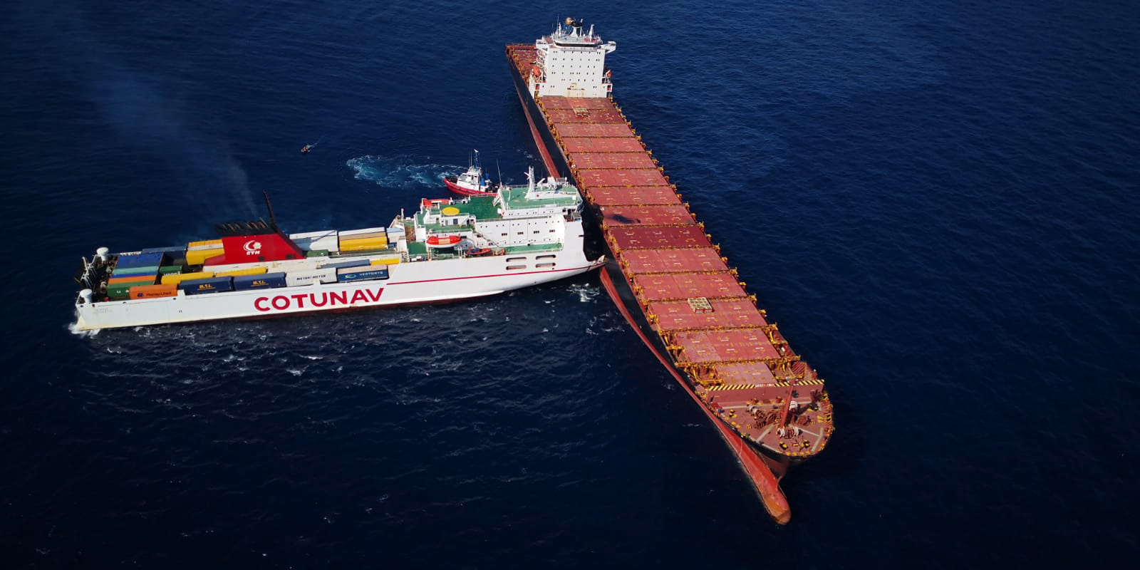 epa07079019 A handout photo made available by the Prefecture Maritime de la Mediterranee on 08 October 2018 shows operations to assist with cleanup efforts after a Tunisian ship and a Cypriot ship collided in the Mediterranean Sea north of Corsica island, 08 October 2018. French maritime authorities are working to contain an apparent oil spill. Italy and France have sent ships specialized in containing and cleaning up pollution spills to the scene.  EPA/A. GROYER / MARINE NATIONAL / HANDOUT  HANDOUT EDITORIAL USE ONLY/NO SALES/NO ARCHIVES