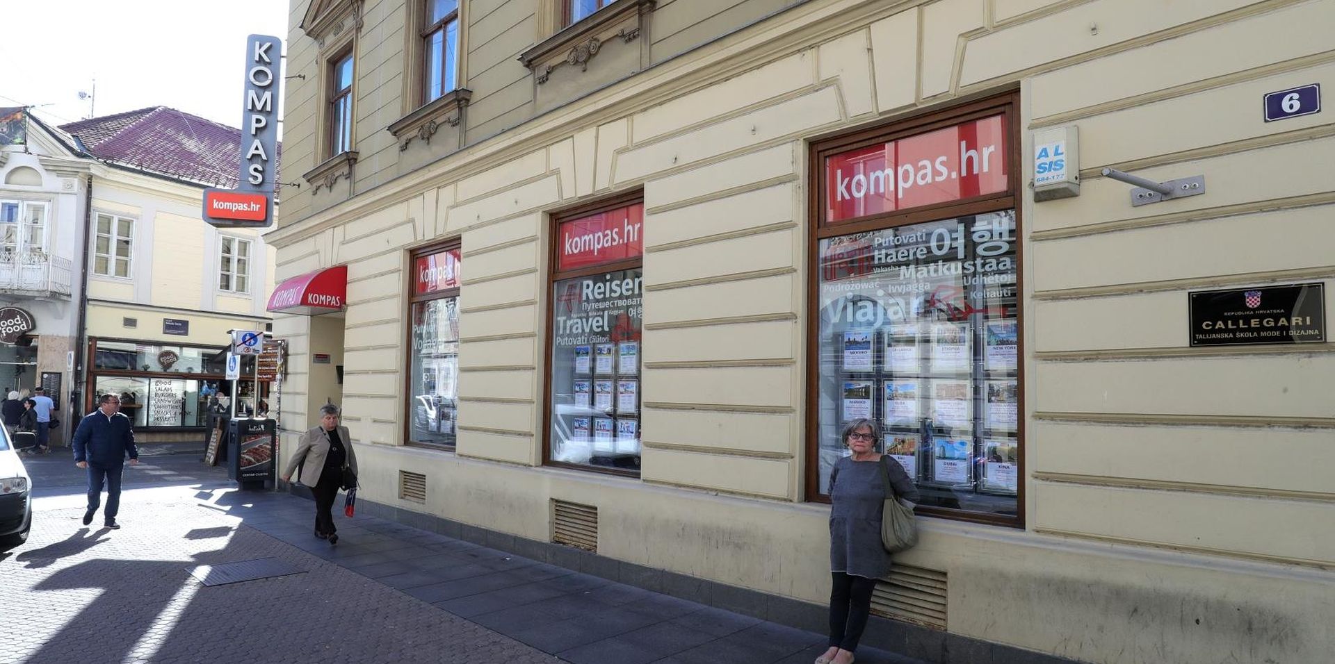 04.10.2018., Zagreb - Poslovnica turisticke agencije Kompas u Gajevoj 6 zatvorena je do daljnjega uz obrazlozenje koje navodi financijske poteskoce.  Photo: Sanjin Strukic/PIXSELL