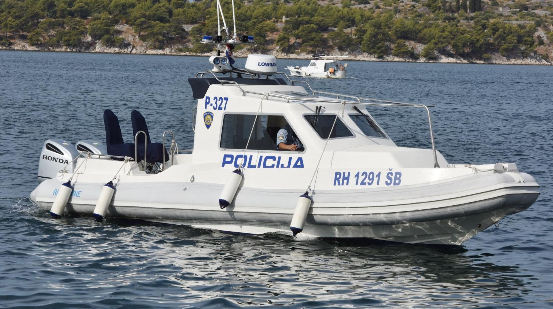 09.09.2017., Sibenik - Brod pomorske policije u ophodnji sibenskim kanalom.
Photo: Hrvoje Jelavic/PIXSELL