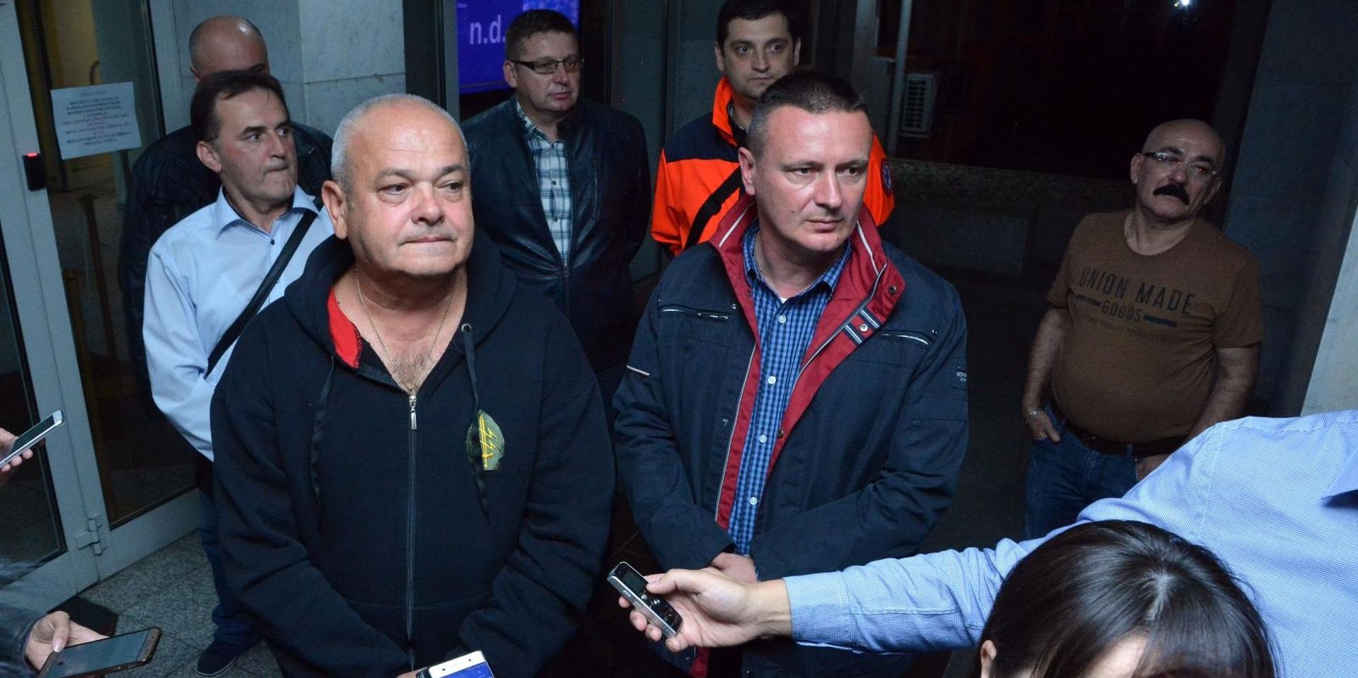09.10.2018., Slavonski Brod - Nakon vecerasnje eksplozije u rafineriji nafte u Bosanskom Brodu u zgradi zupanije  odrzan je hitni sastanak stozera civilne zastite nakon cega su gradonacelnik Mirko Duspara i zupan Danijel Marusic dali izjave za medije.
Photo: Ivica Galovic/PIXSELL
