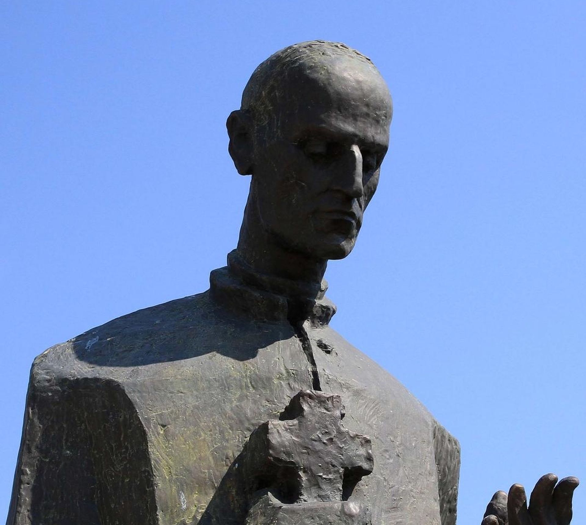 11.08.2015., Cirkovljan - Trg sv. Lovre u malom medjimurskom mjestu Cirkovljan pun je novih spomenika velikanima. Spomenik blazenog kardinala Alojzija Stepinca. 
Photo: Vjeran Zganec Rogulja/PIXSELL